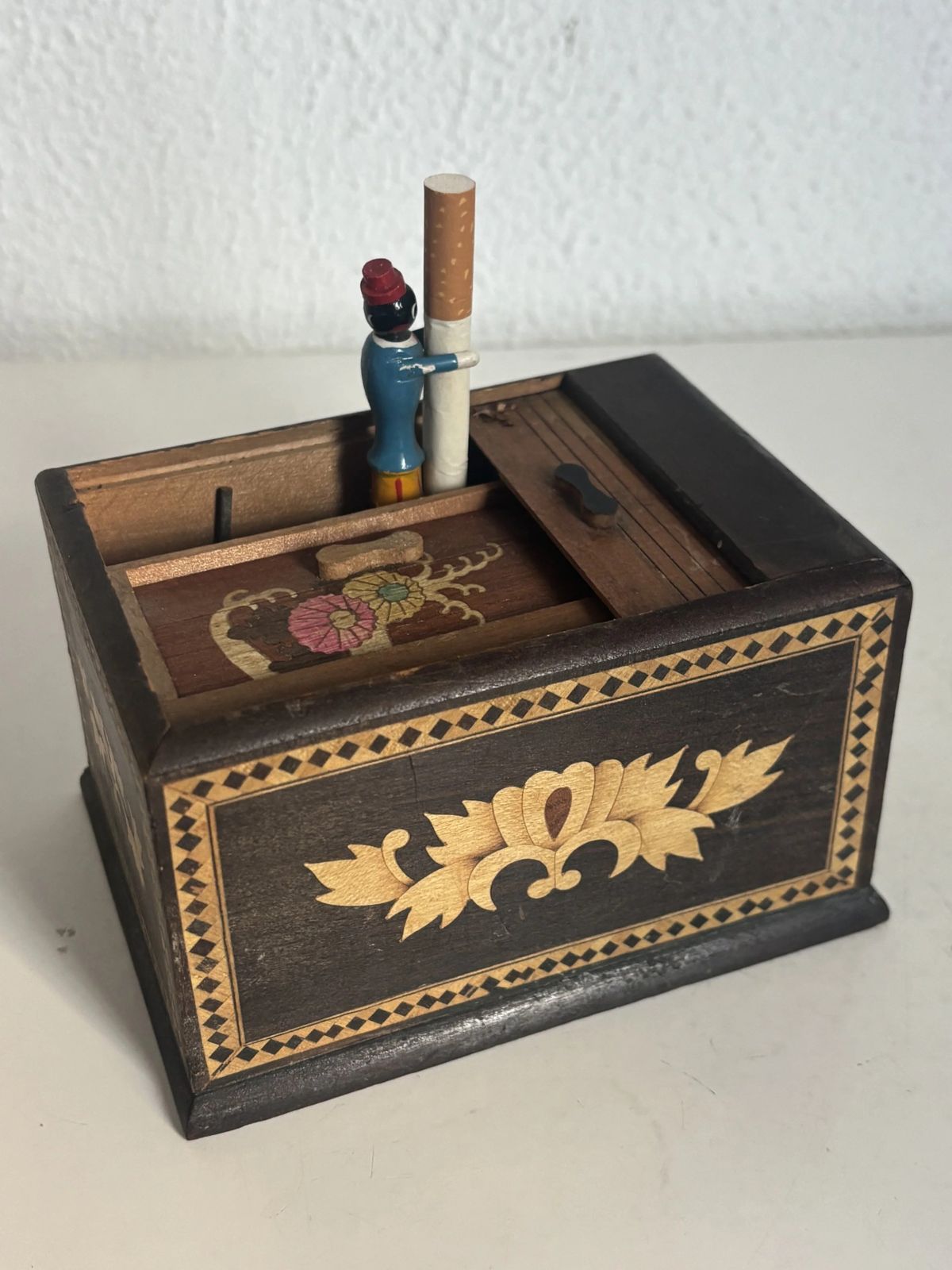 Vintage 1960s Japanese Wooden Cigarette Holder Dispenser   12 X 9 Cm photo 119.0