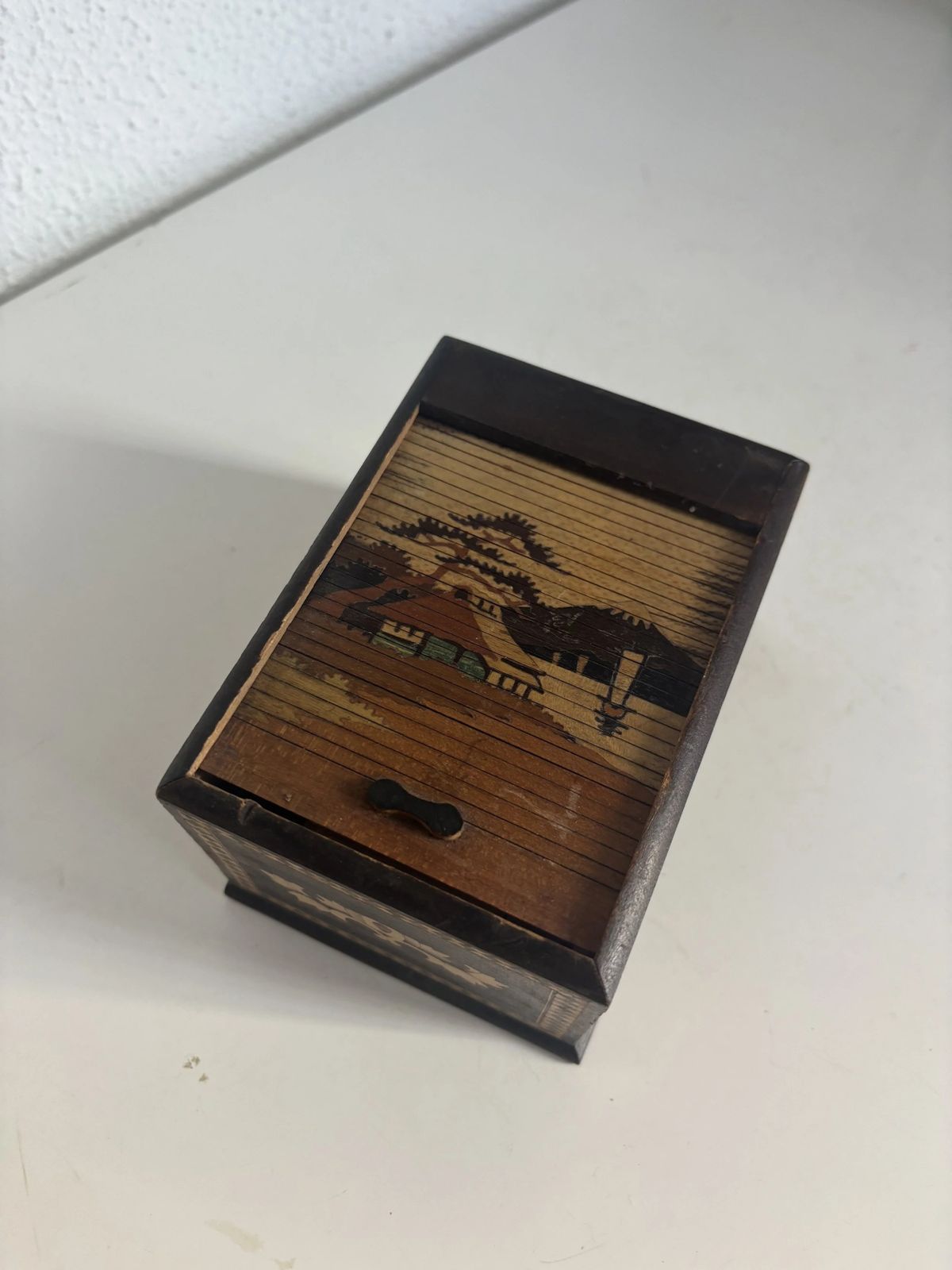 119.0 Vintage 1960s Japanese Wooden Cigarette Holder Dispenser   12 X 9 Cm photo