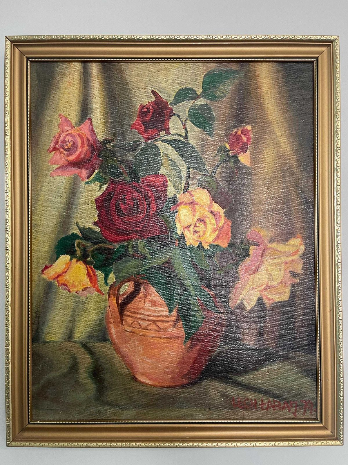 Vintage Framed Still Life Oil Painting Of Roses. photo furniture