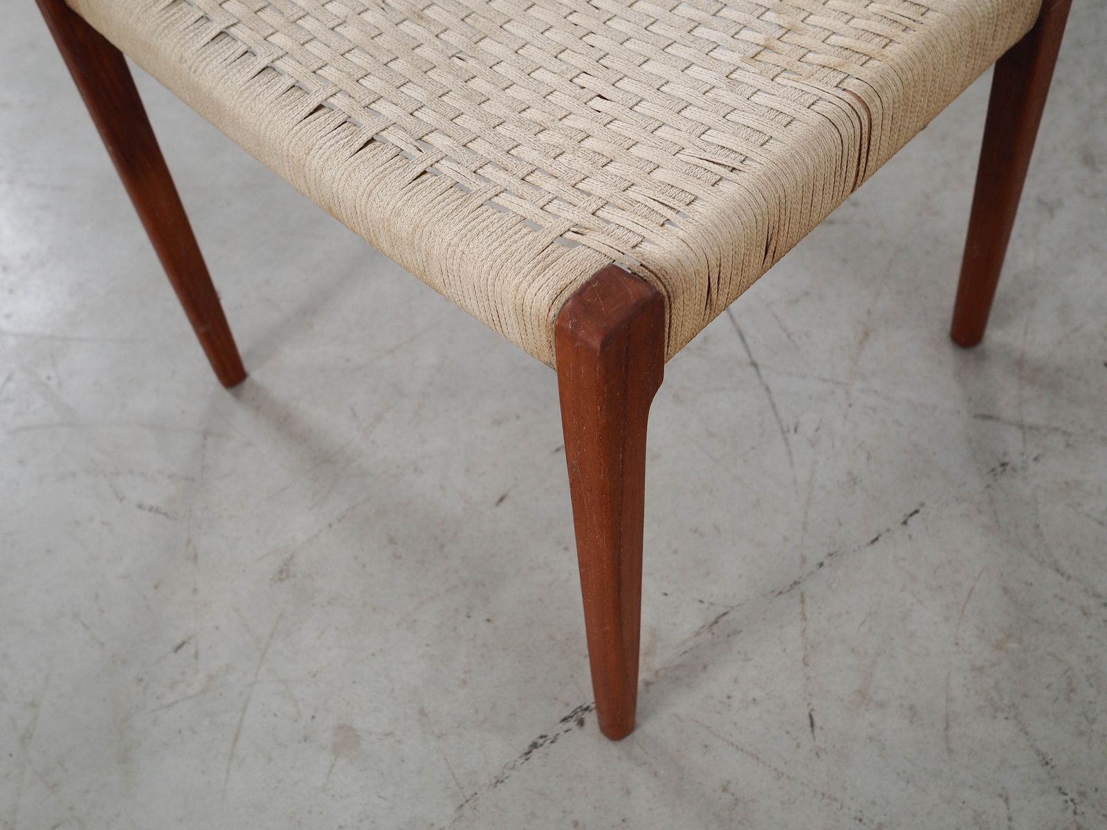 549.0 Teak Chair, Danish Design, 1960s, Designer: Niels Otto Møller photo