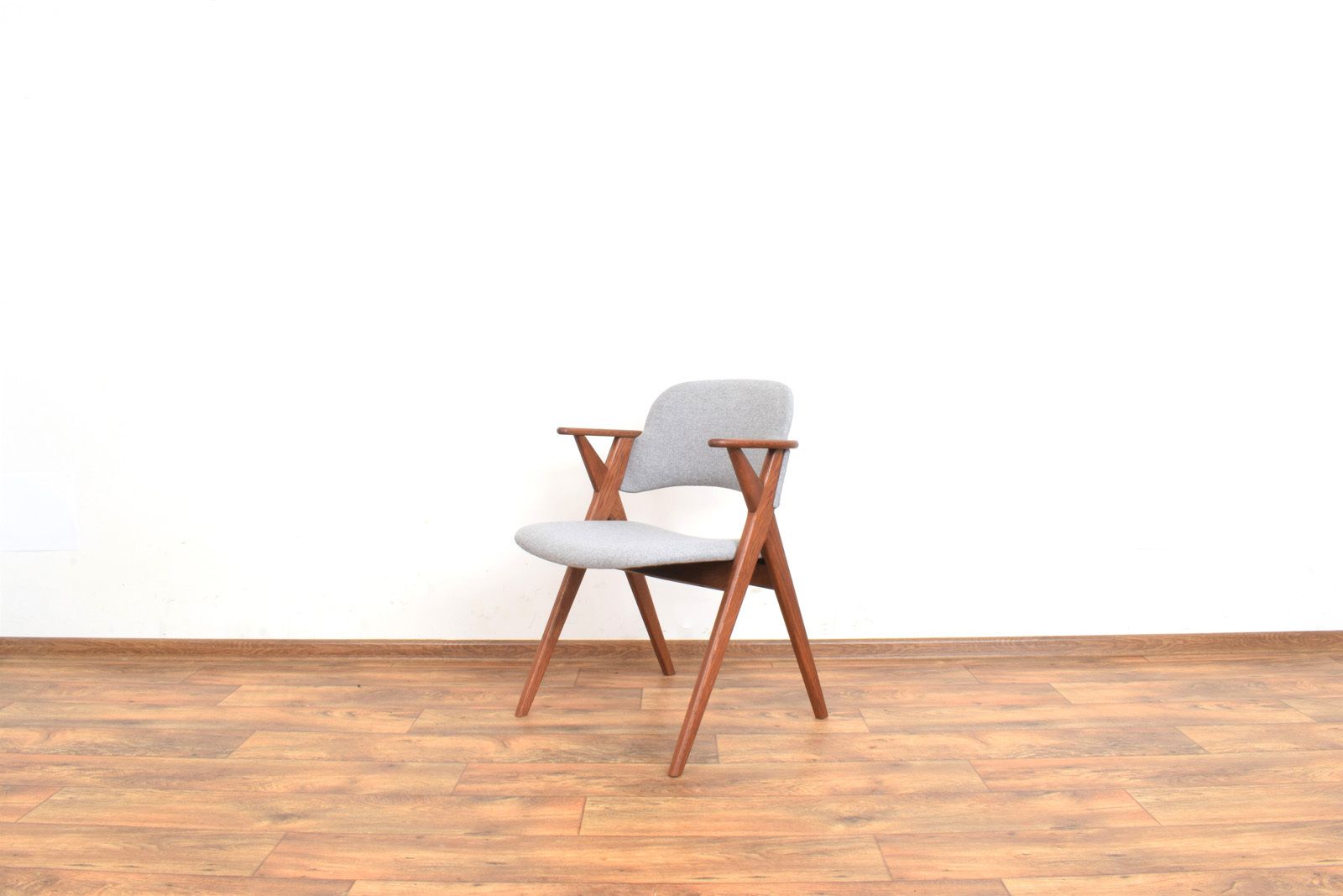 Mid Century Swedish Oak Dining Chair From Broderna Johansson, 1960s.