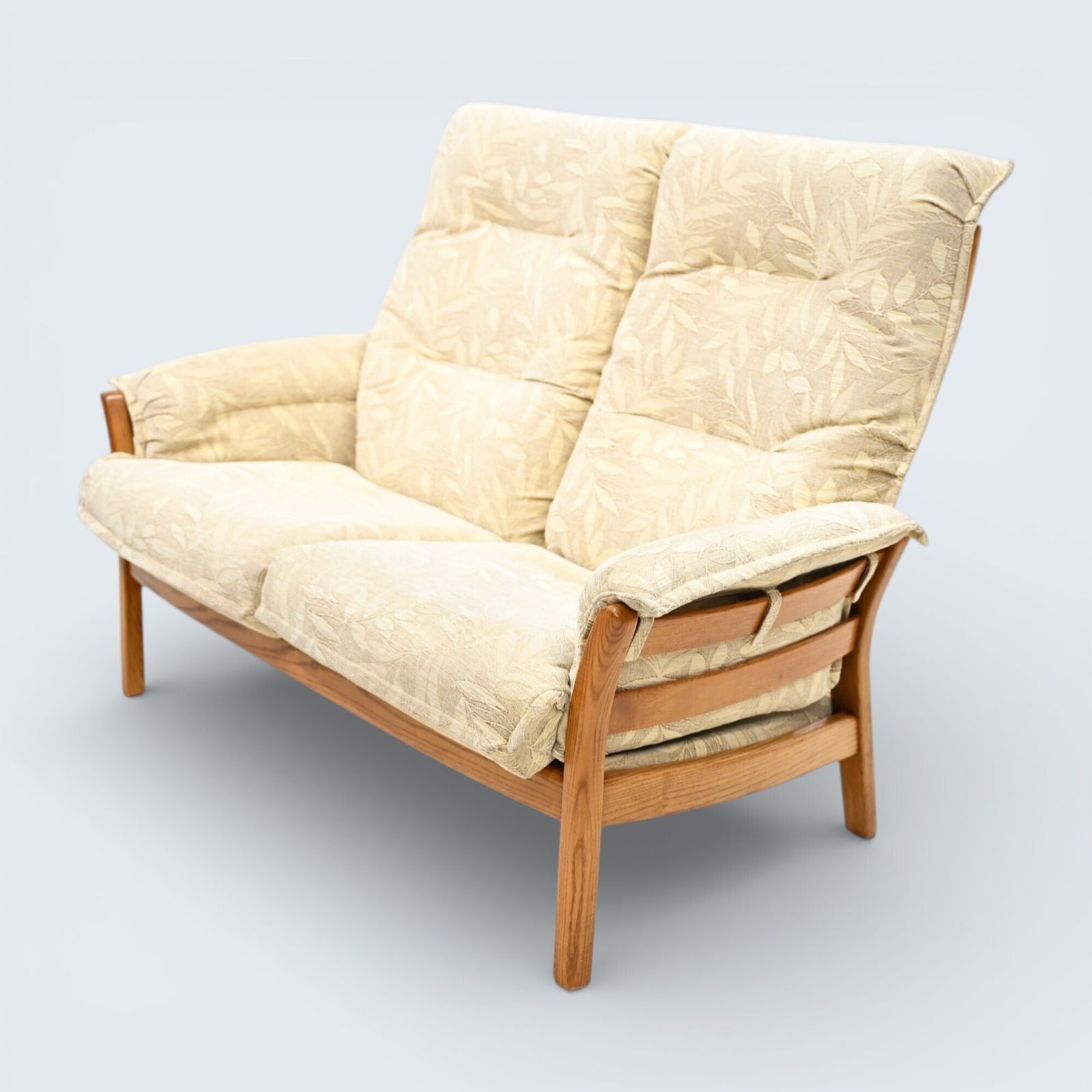 Ercol Saville 2str Sofa Ercol's Cleanable Upholstery Light Frame Free Delivery* photo for sale