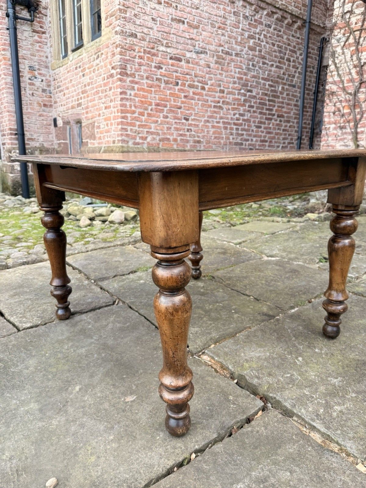 photo vintage Original English Country Antique Rustic Telescopic Extending Dining Table 1850c