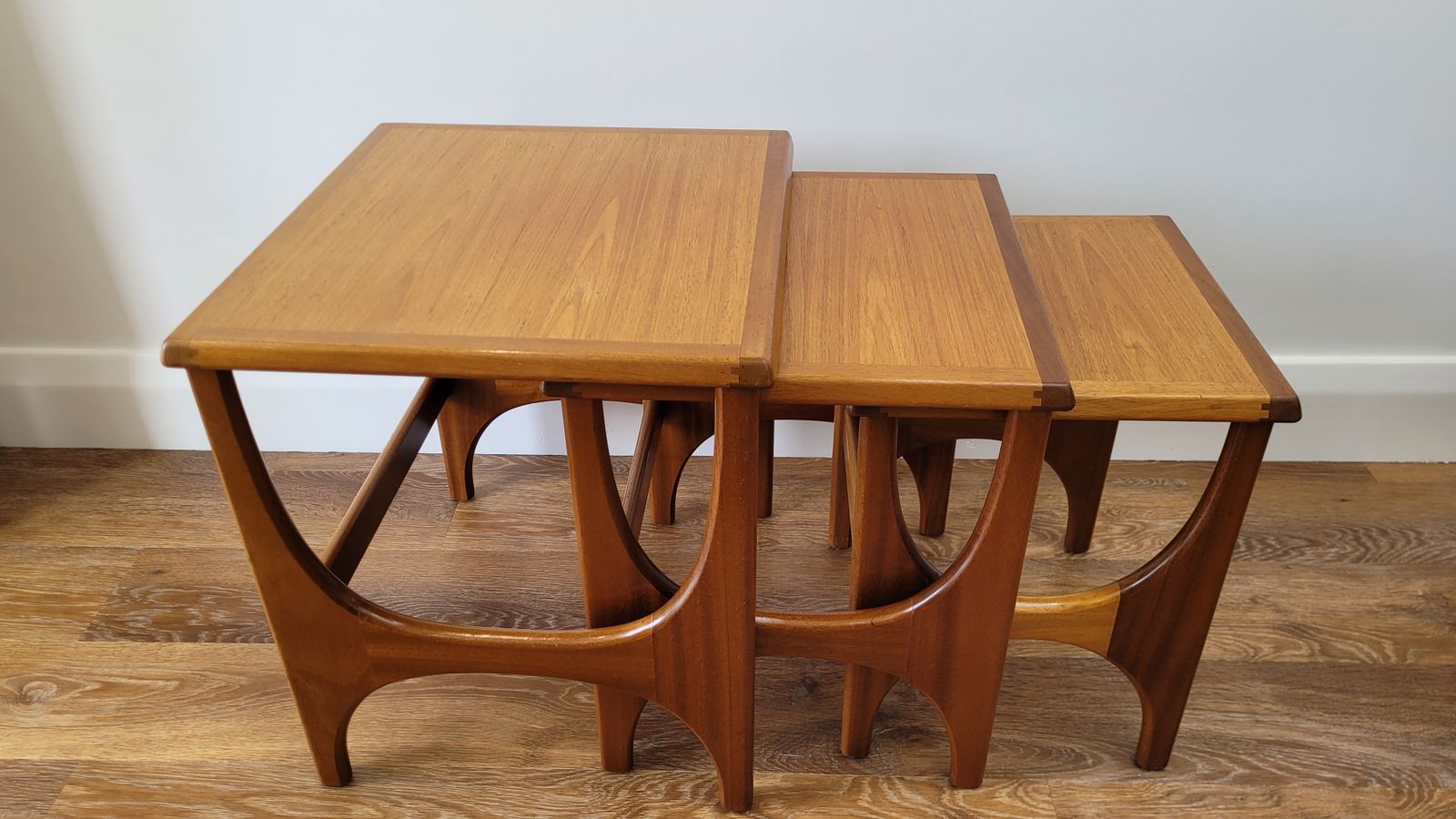 Sought‑After Stonehill Stateroom Mid‑Century Nest Of Tables