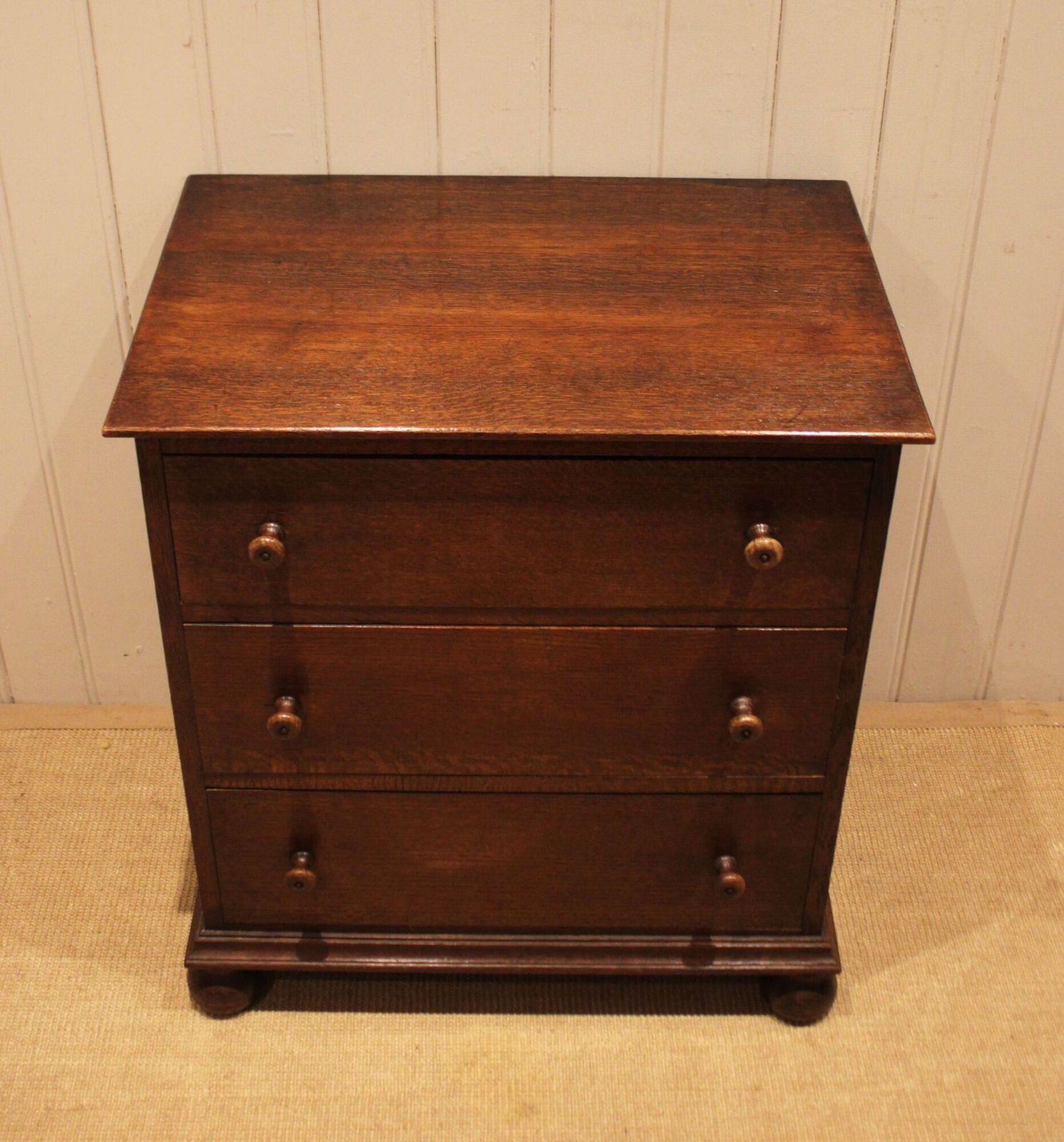 Small Oak Chest Of Drawers, 1920s photo Furniture