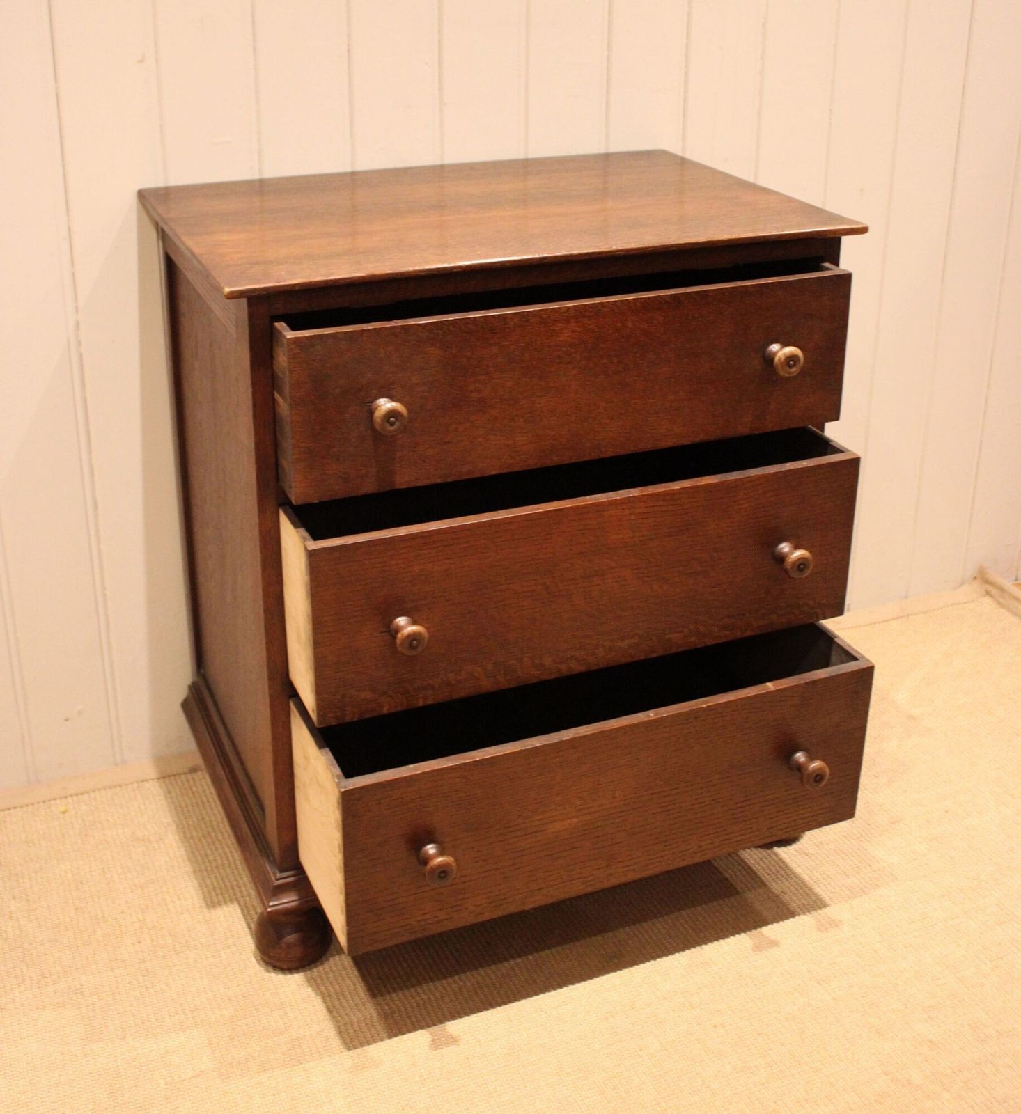 Small Oak Chest Of Drawers, 1920s photo 465.0