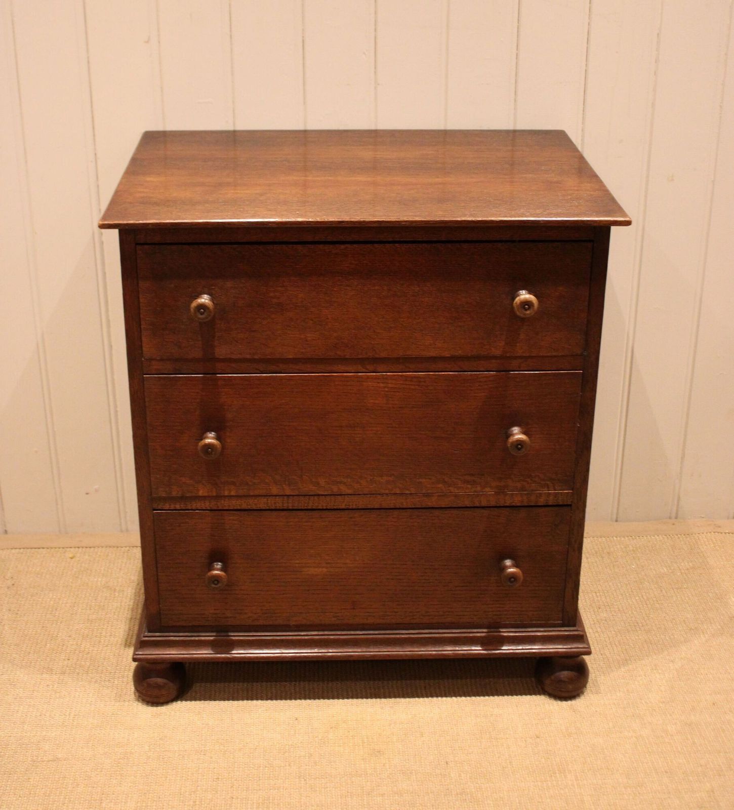 Small Oak Chest Of Drawers, 1920s photo vintage