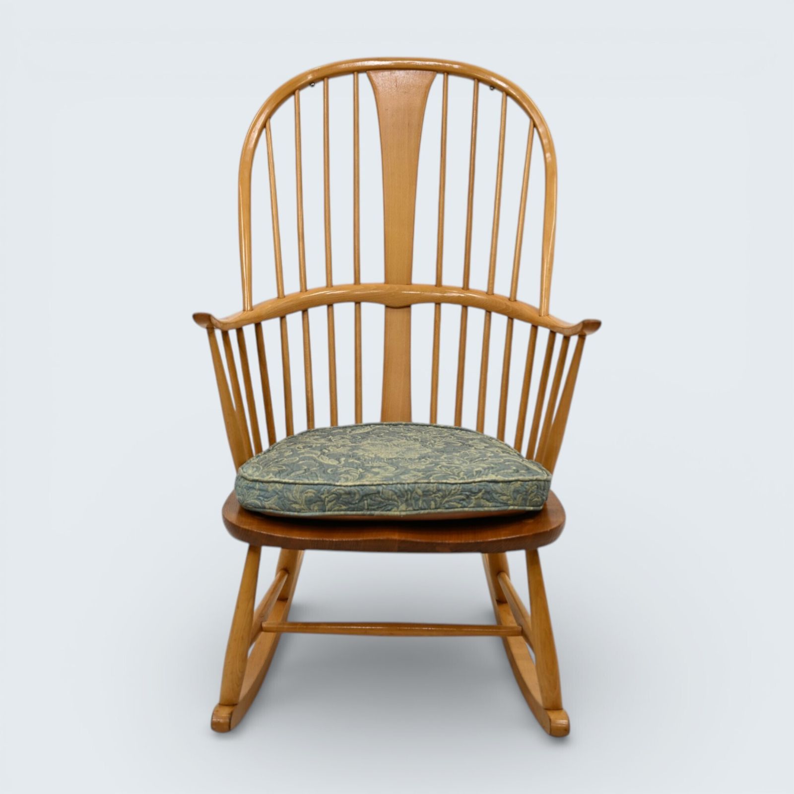 Ercol Model 473 Windsor Vintage Bow Back Rocking Chair Free Uk Delivery photo furniture