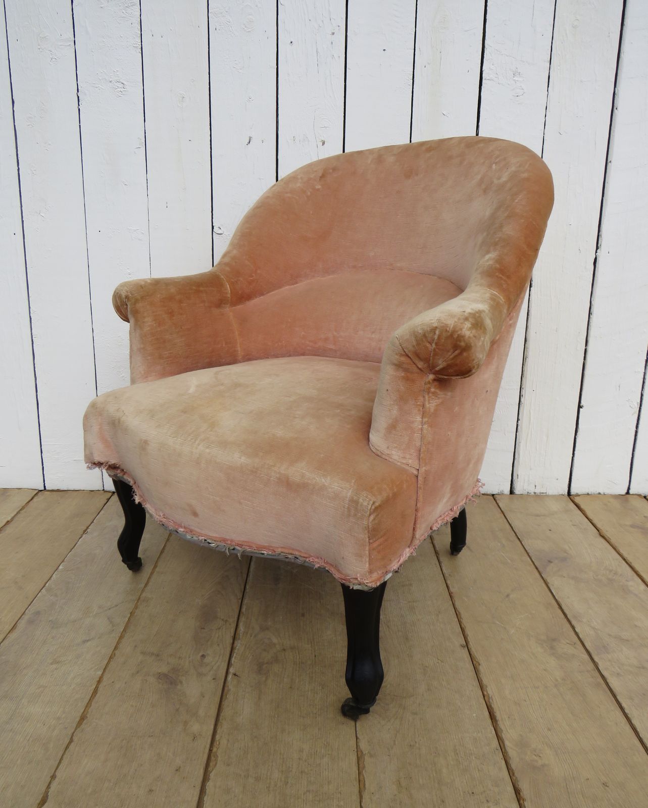 photo furniture Antique Napoleon III Tub Armchair