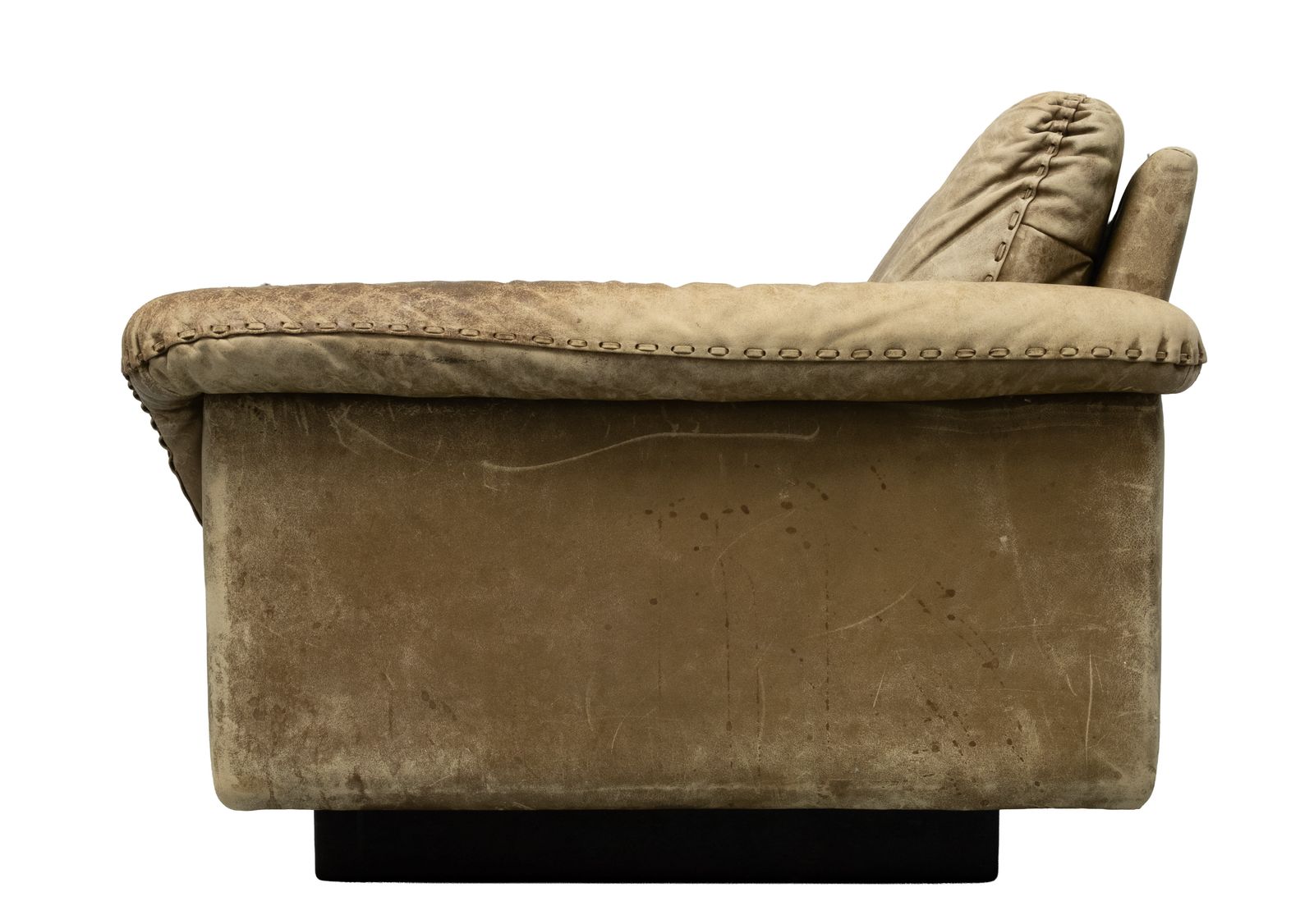 photo furniture De Sede Ds 31 Superb Patinated Arm Chair 1970s