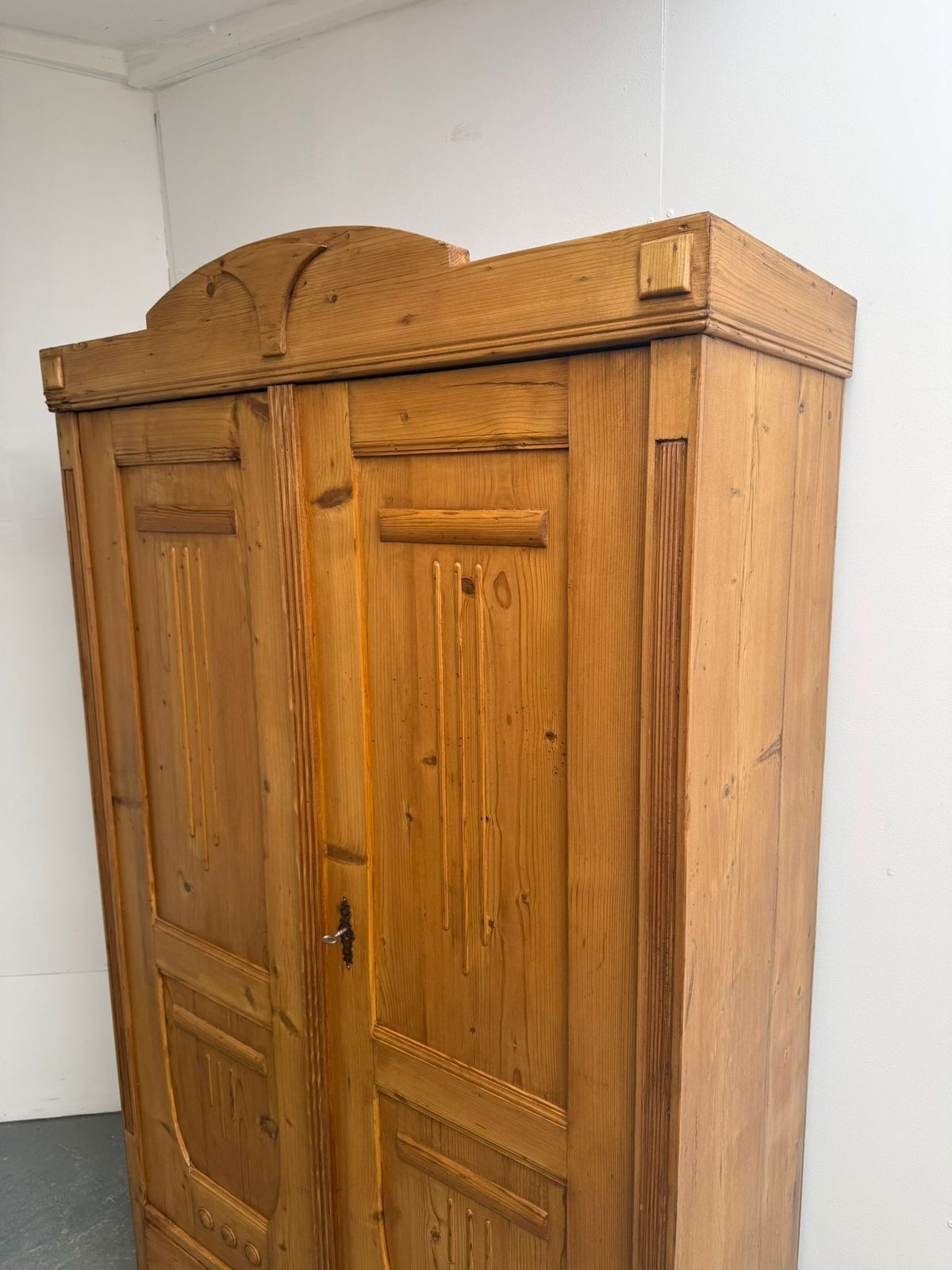 A Lovely Waxed Genuine Hungarian Victorian 1 Piece Hall/Child's Wardrobe photo for sale