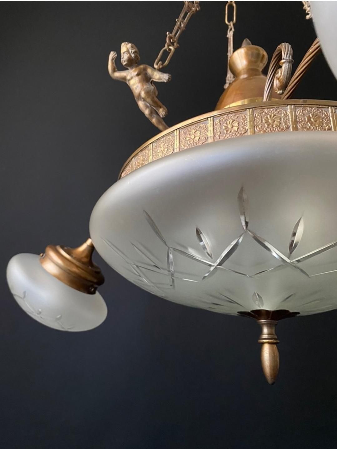 Lustre d'époque, sans droits de douane pour les États-Unis photo 973.0