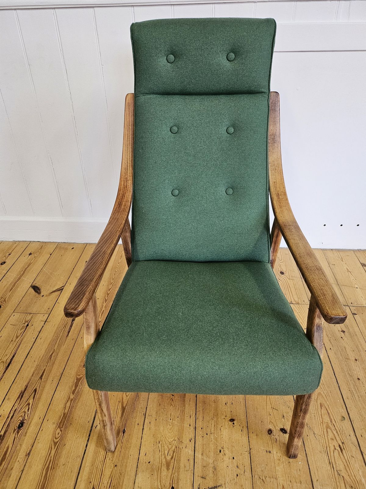 Mid Century Modern Fireside Chair
