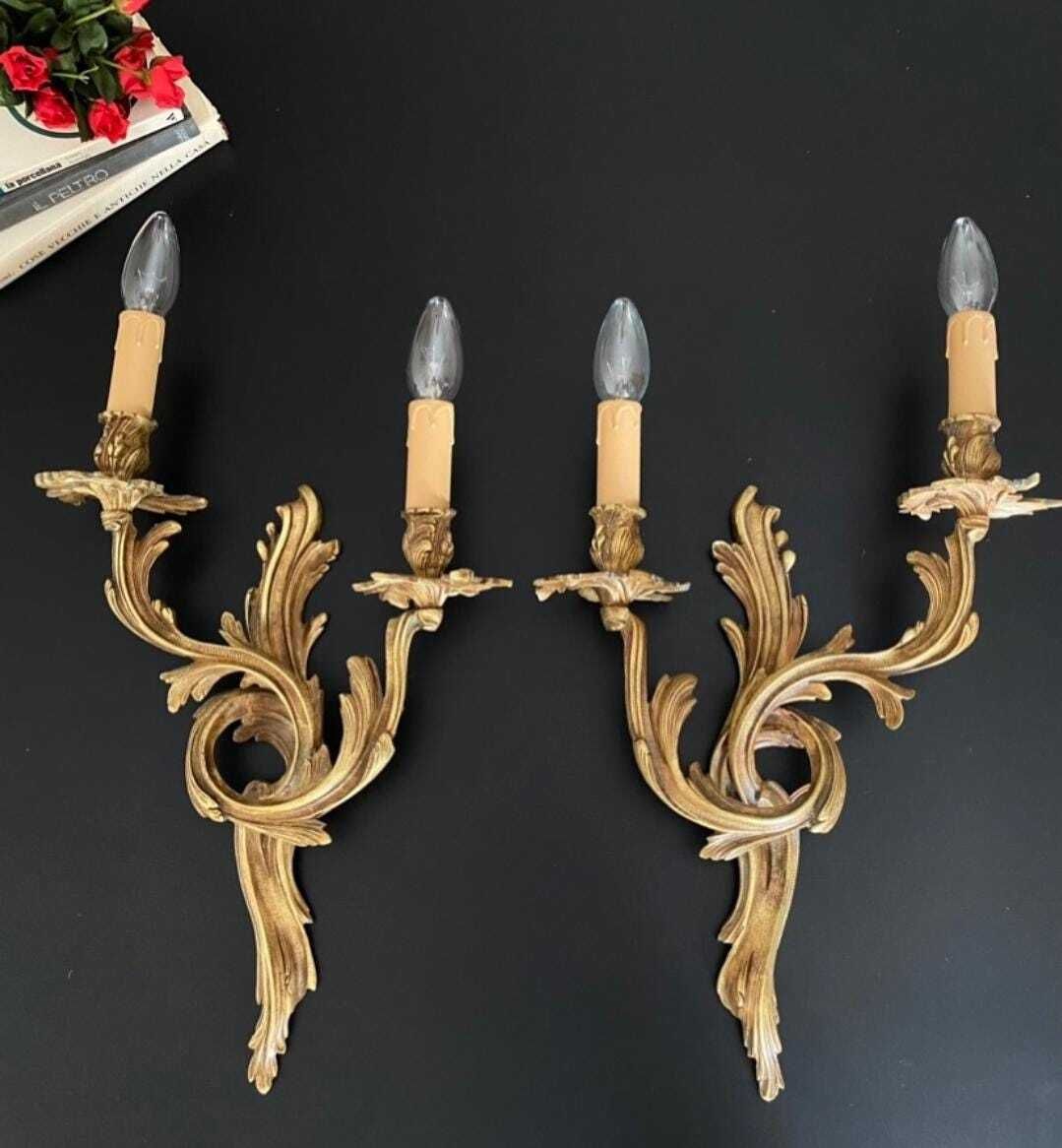 Invoerrechtenvrij voor de VS. Antieke bronzen wandlampen uit Italië photo for sale