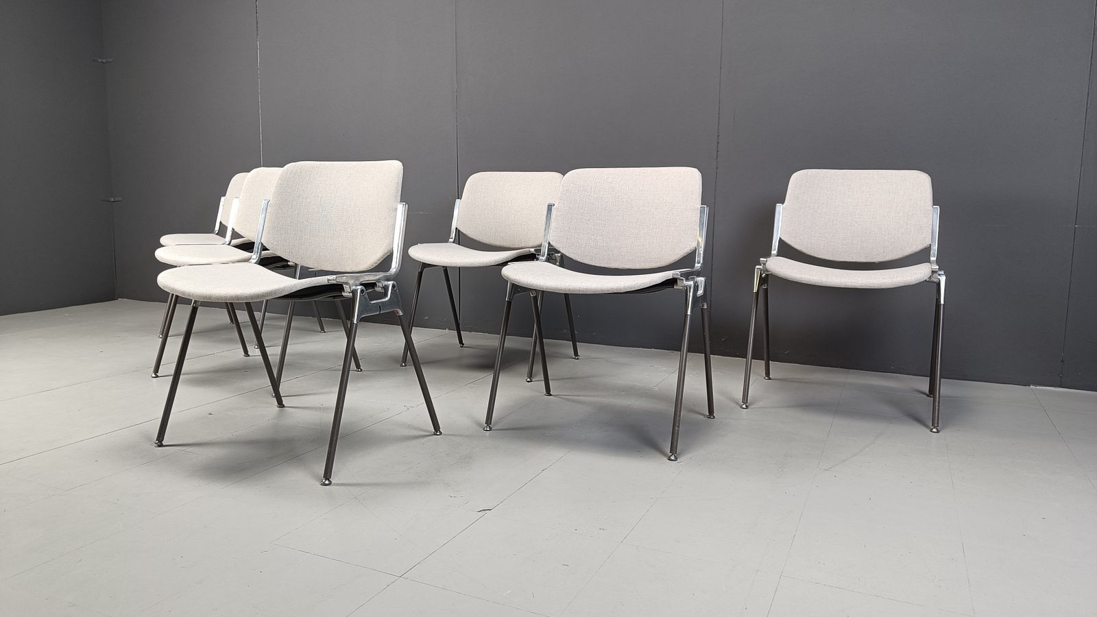 Vintage Dsc 106 Side Chairs By Giancarlo Piretti For Castelli, Set Of 6 photo vintage