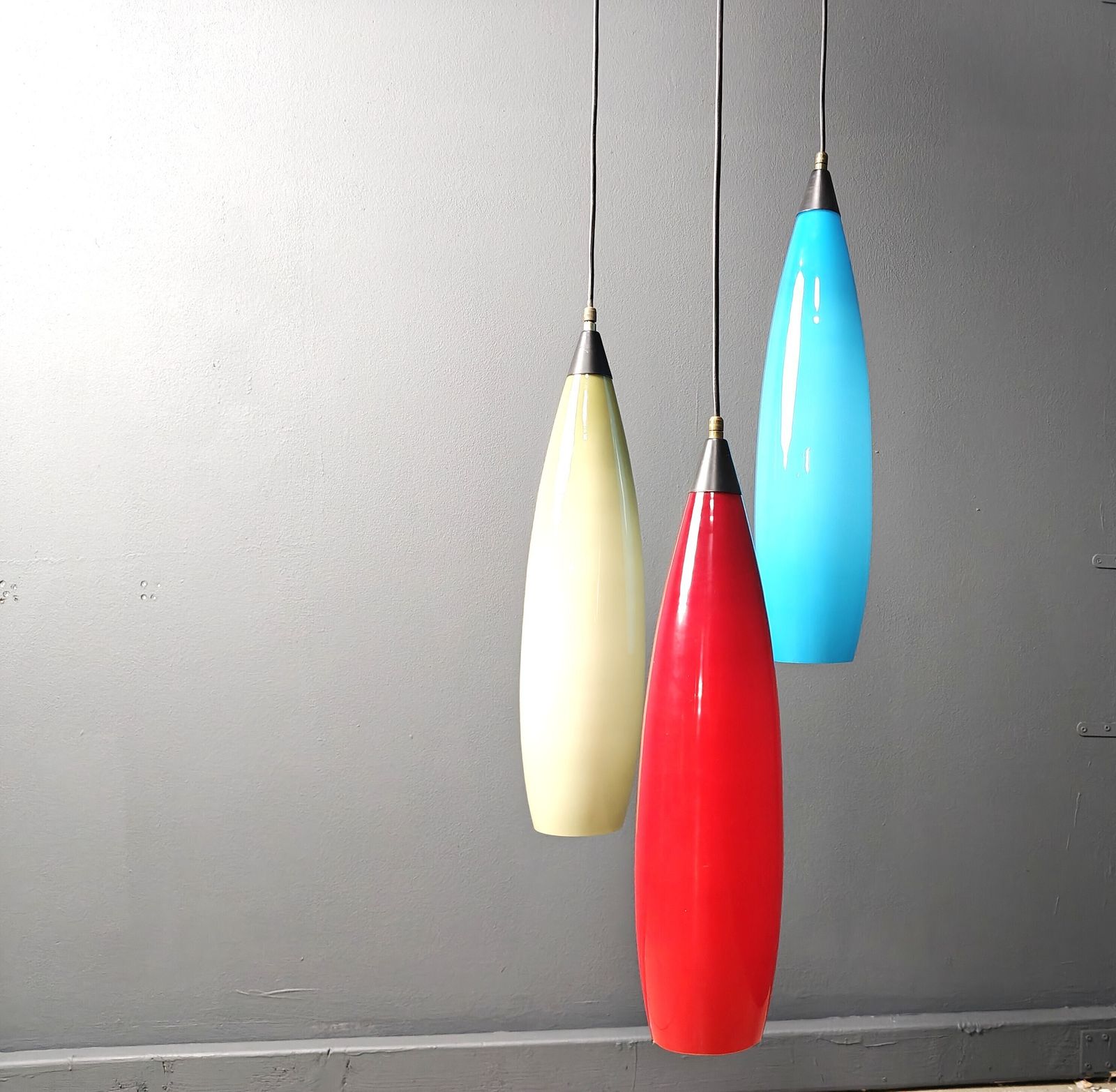 Vintage 3 Glass Pendant Lights By Vistosi, 1970s photo Lighting
