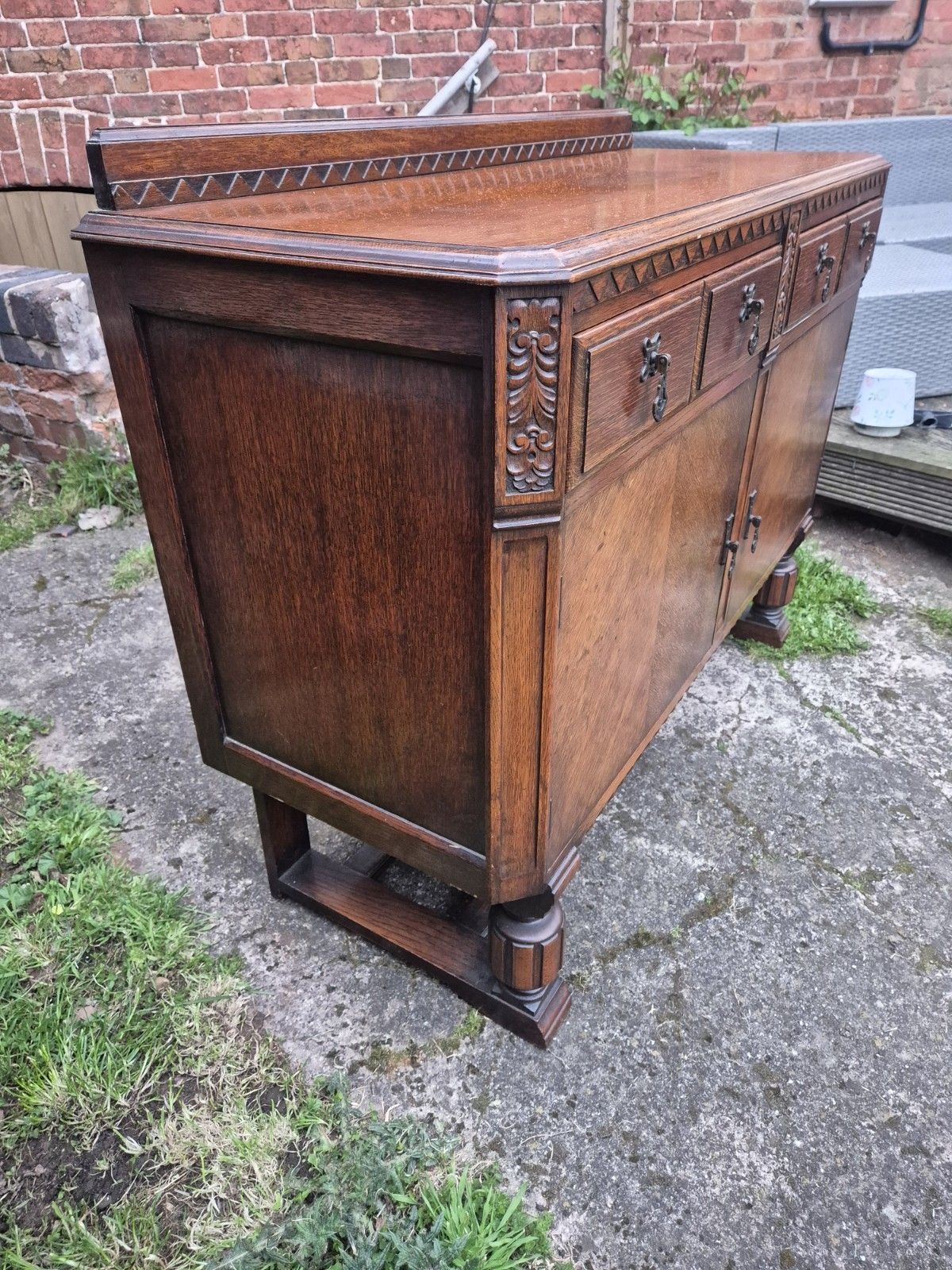 Gorgeous Antique Oak Sideboard With 2 Drawers And 2 Cupboards photo buy