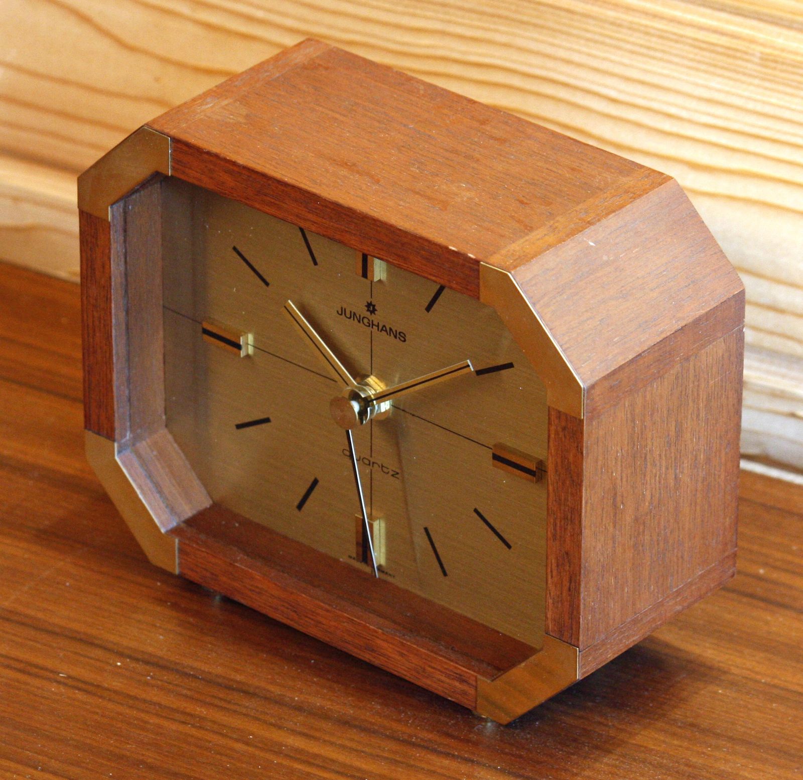 Vintage Junghans Mantel Clock   18cm Wooden Retro German Mid Century Style Bauhaus 70s Desk Clock Off The Wall Clocks photo furniture