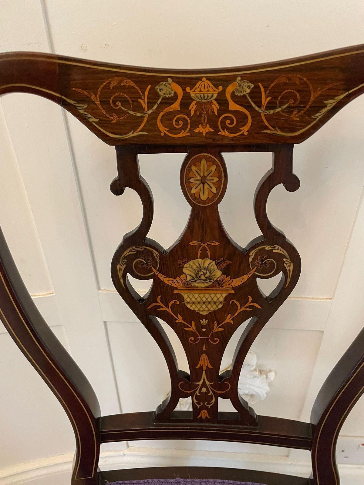 photo vintage Fine Quality Antique Victorian Set Of Four Marquetry Inlaid Chairs