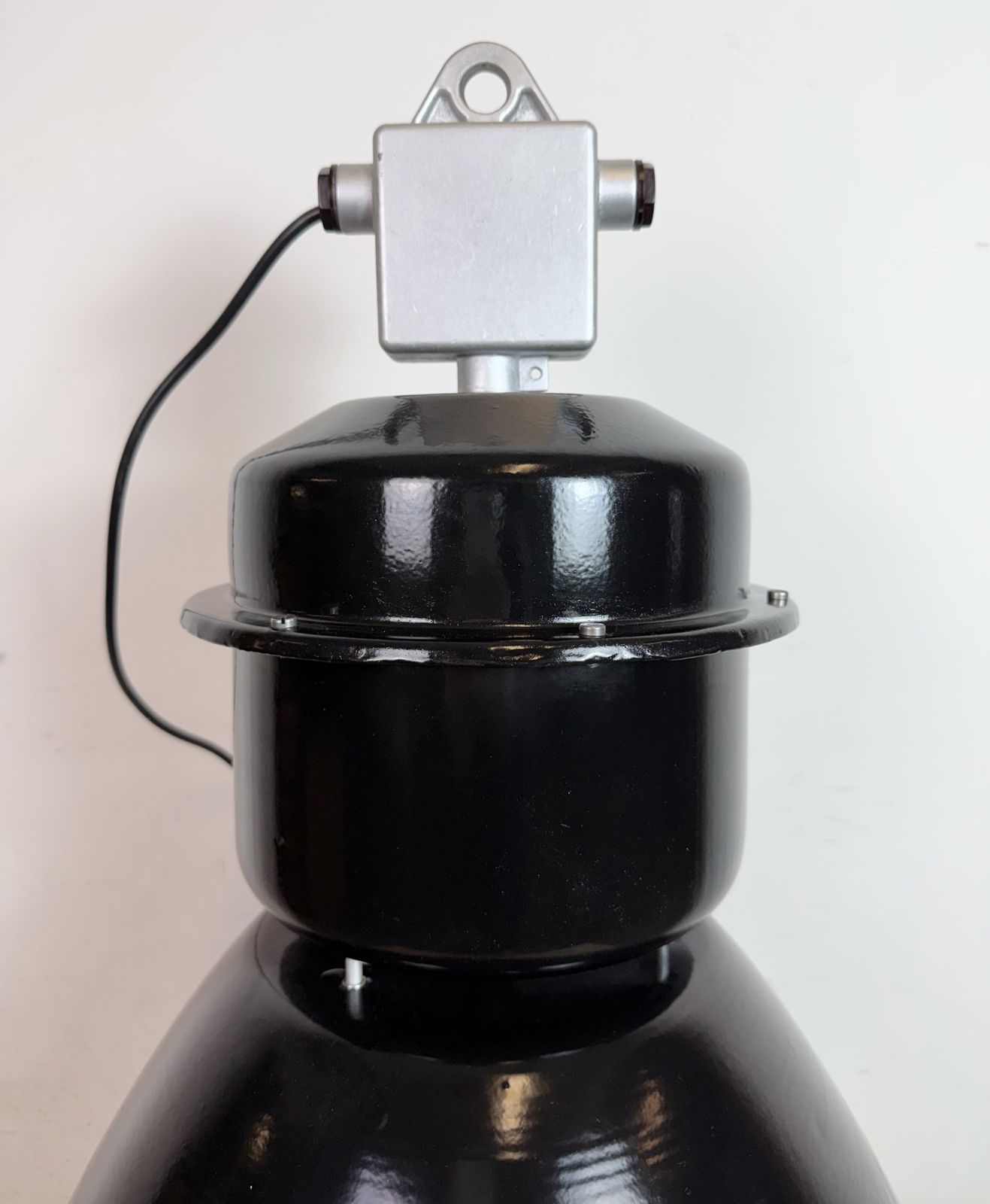 photo vintage Large Black Industrial Factory Pendant Lamp From Elektrosvit, 1960s, 4x