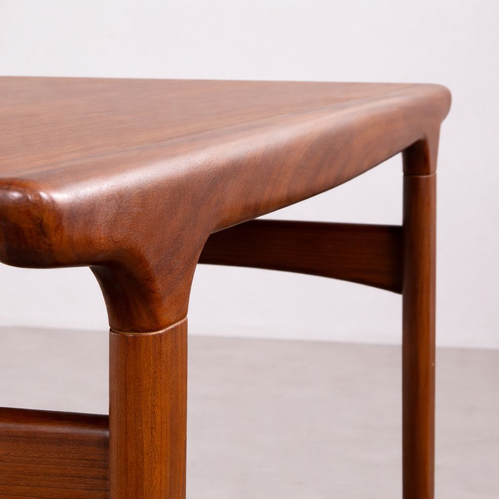 photo furniture Dining Table With Extension Leaf, Johannes Andersen, Uldum Møbelfabrik
