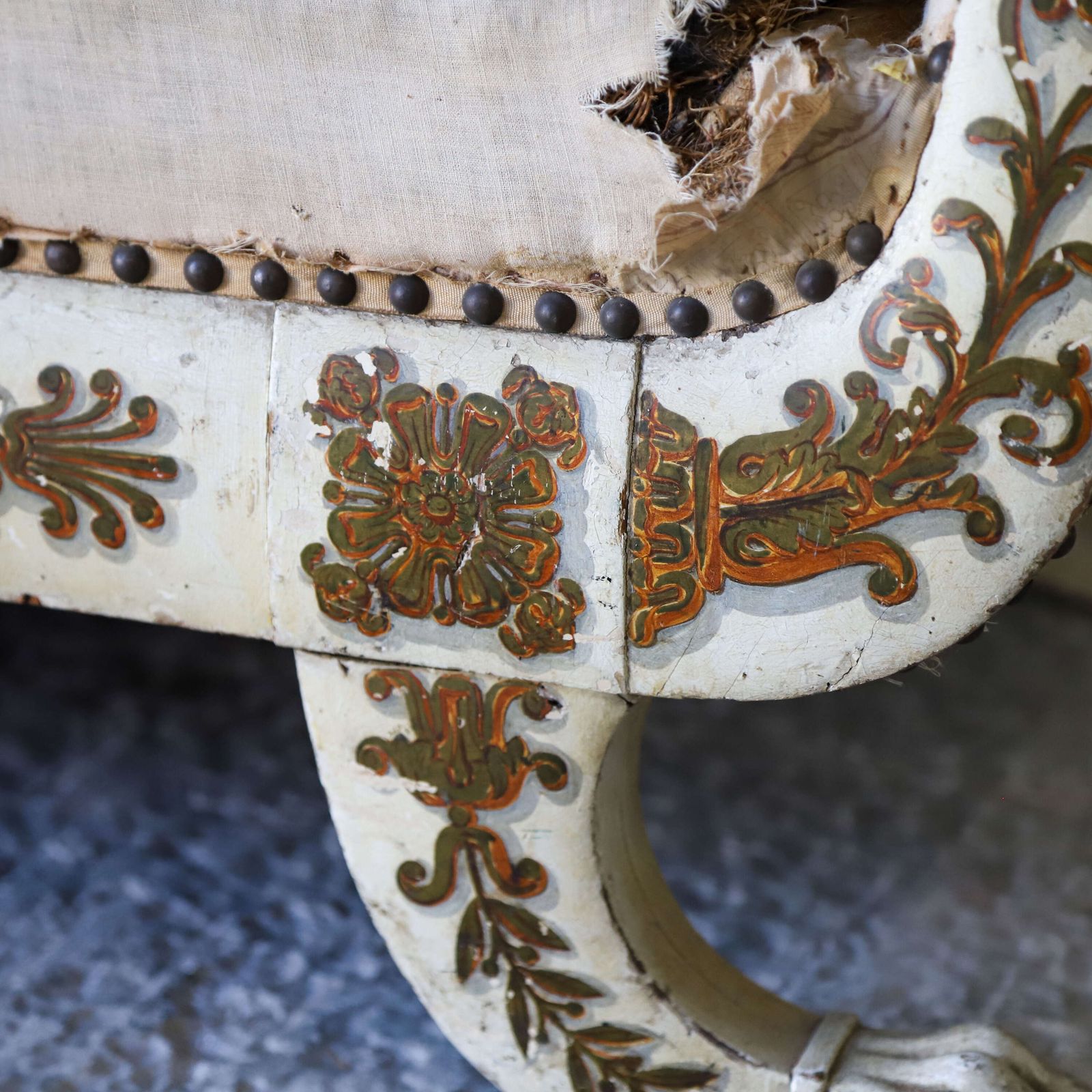 Original Condition 19th Century French Sofa Or Chaise   Lion Paw Feet, Restoration Piece photo 2050.0