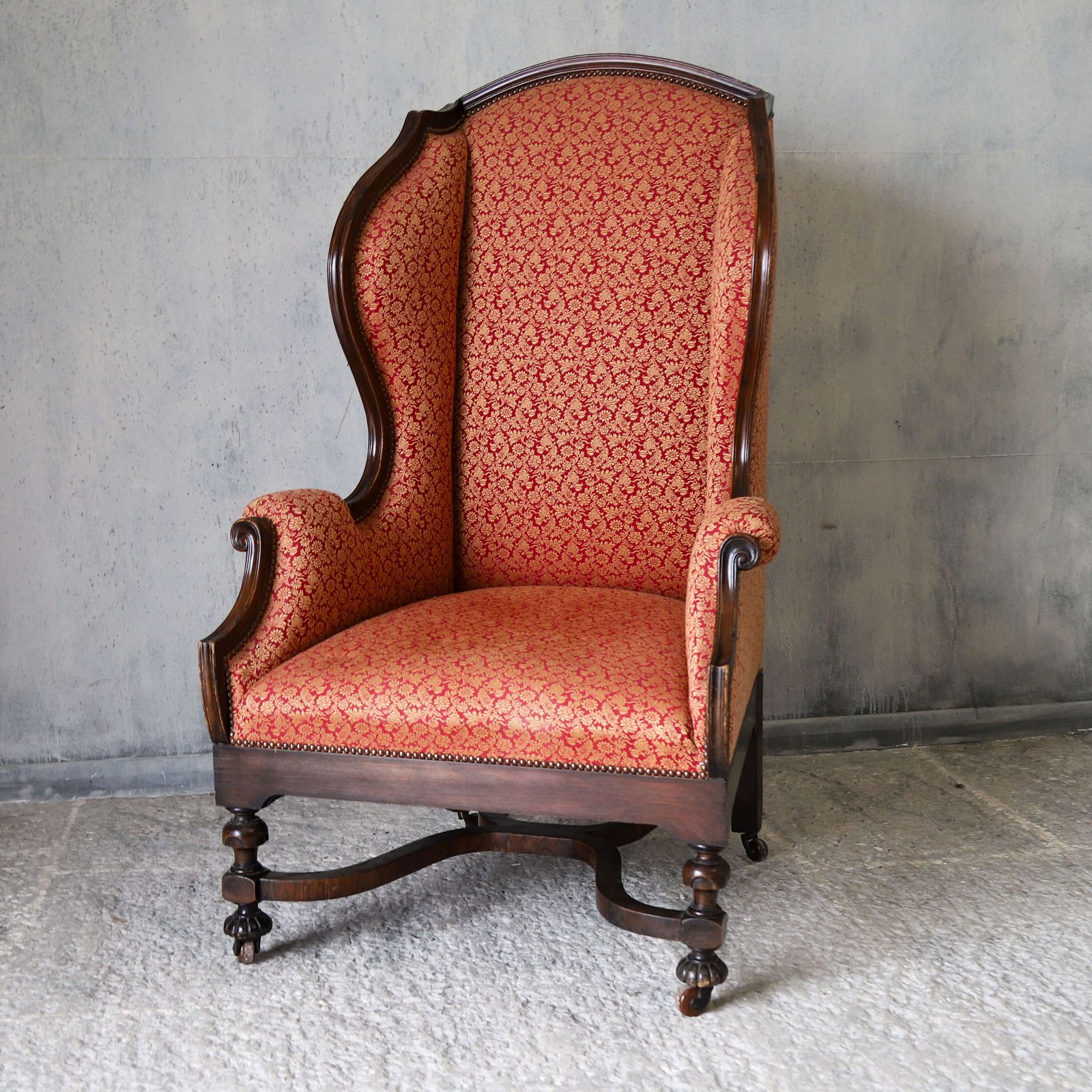 photo vintage Mid‑19th‑Century English Carolean Style Wing Armchair With Provenance