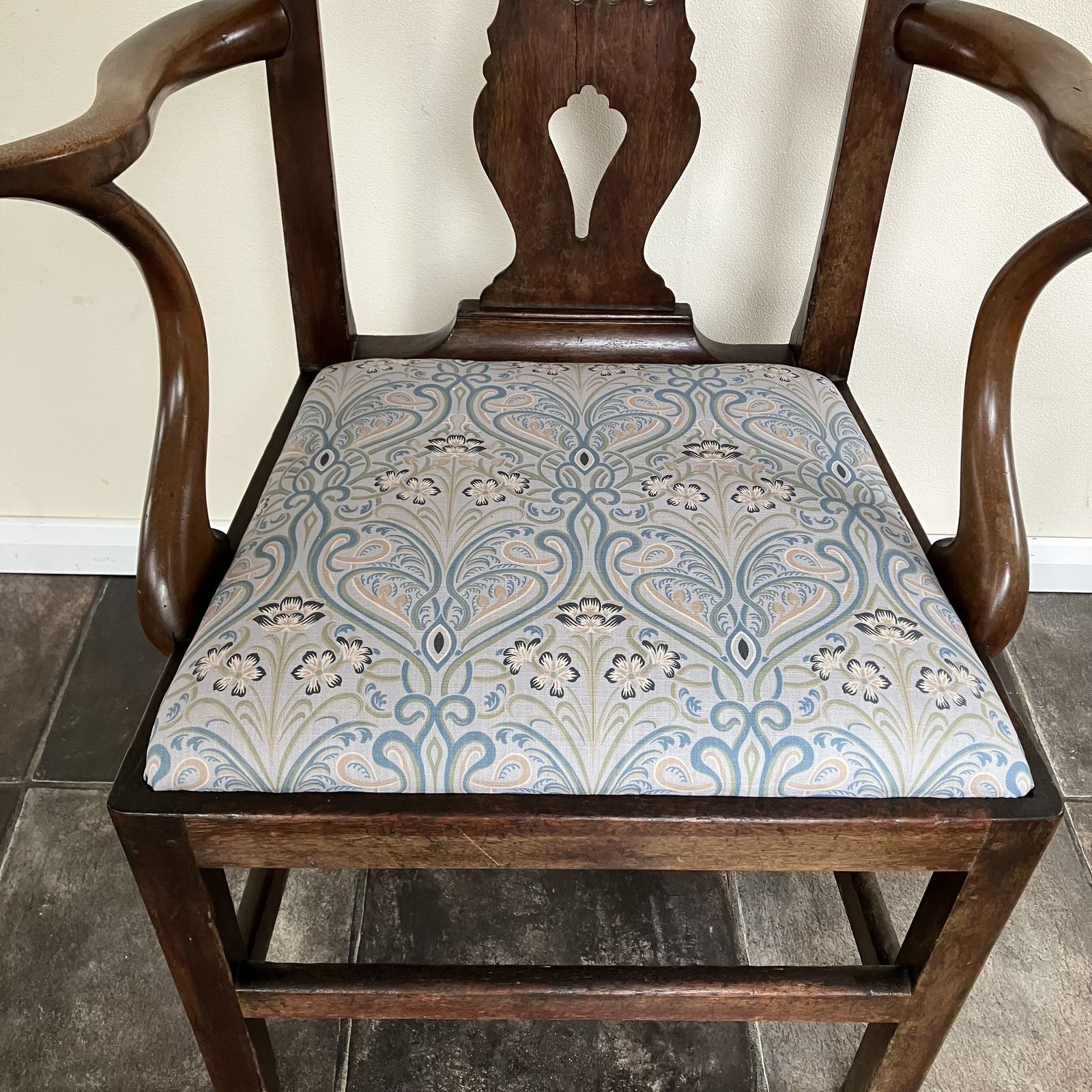Georgian Carver Chair, Chippendale Style, Pierced Splat Back, Upholstered Seat photo Furniture