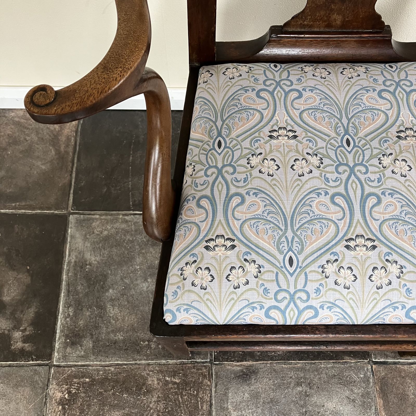 Georgian Carver Chair, Chippendale Style, Pierced Splat Back, Upholstered Seat photo 495.0