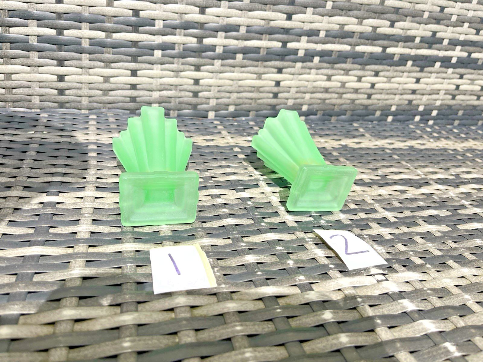 photo vintage 1 Small Art Deco Bagley Grantham 334 Uranium Glass Fanned Stepped Base Posy Vase