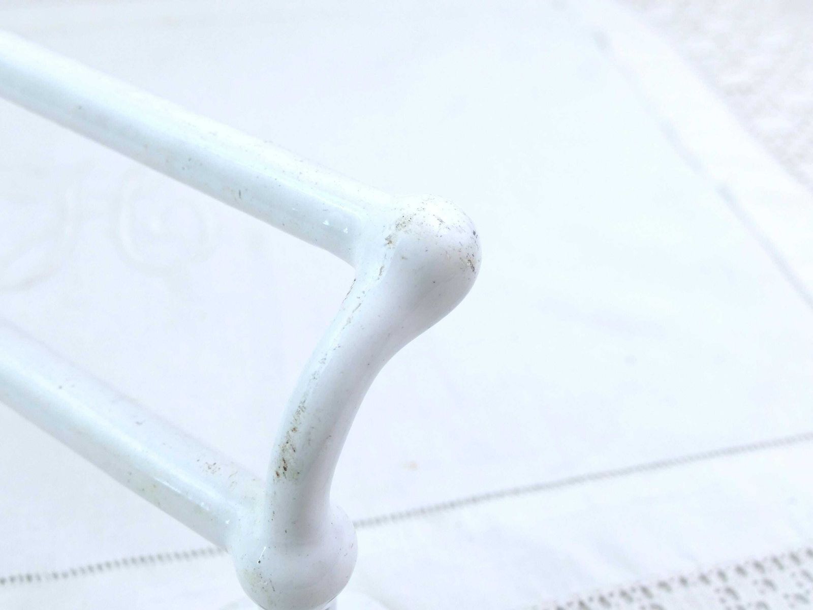 Large Antique Double French Vintage White Porcelain Enameled Bathroom Towel Rack, Retro Shabby Chateau Chic Bathroom Accessory From France photo vinterior