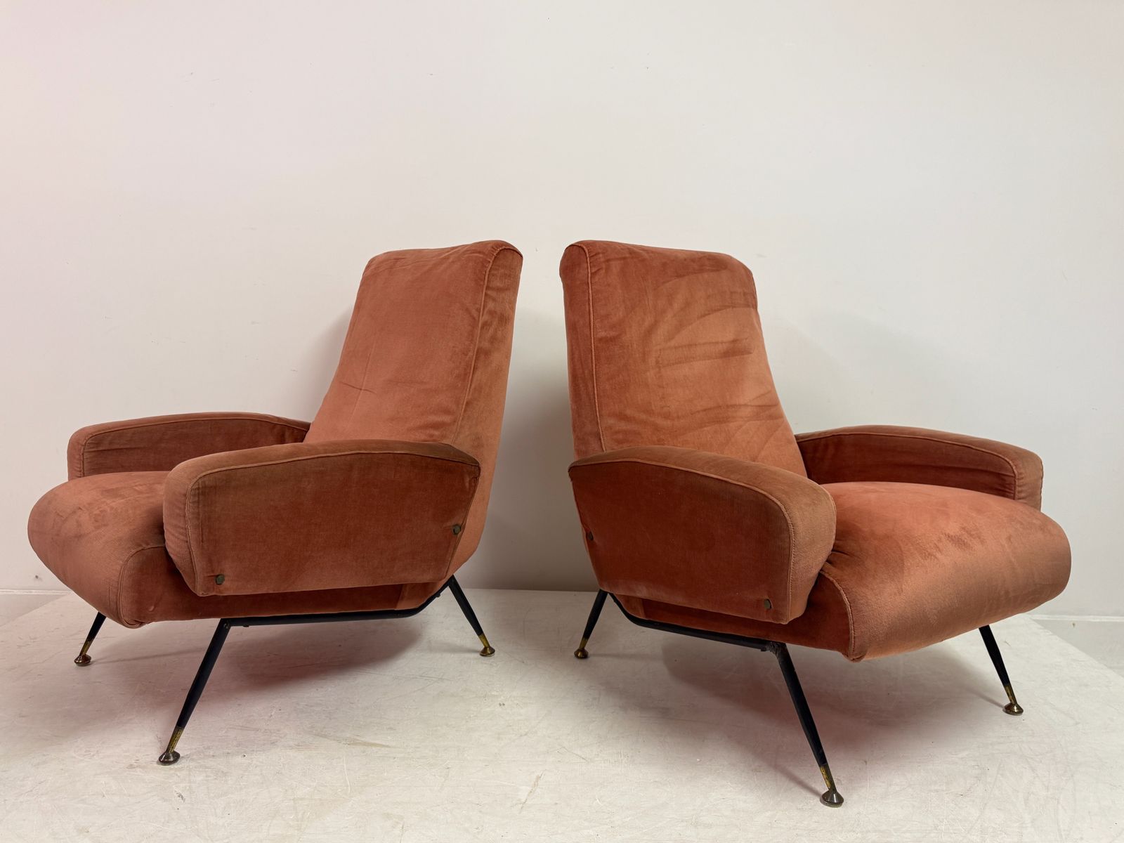 photo vinterior Pair Of 1960s Italian Armchairs