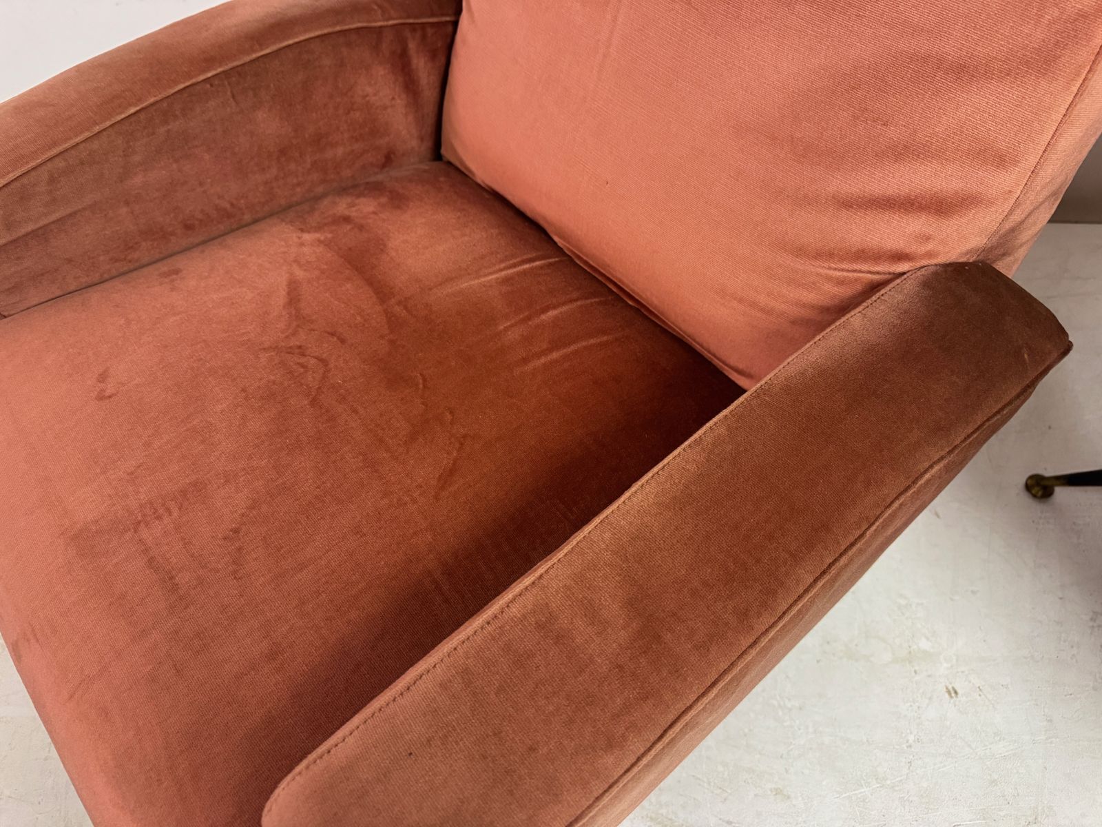 photo vintage Pair Of 1960s Italian Armchairs