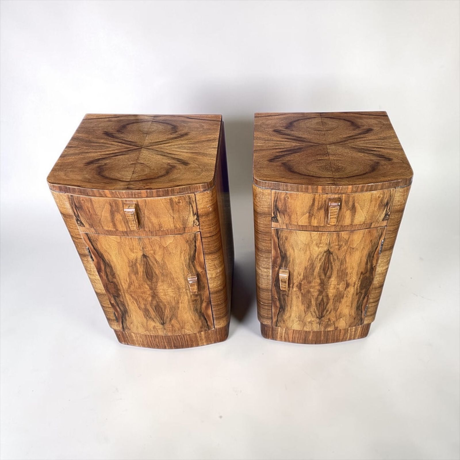 A Pair Of Art Deco Bedside Cabinets photo 1750.0