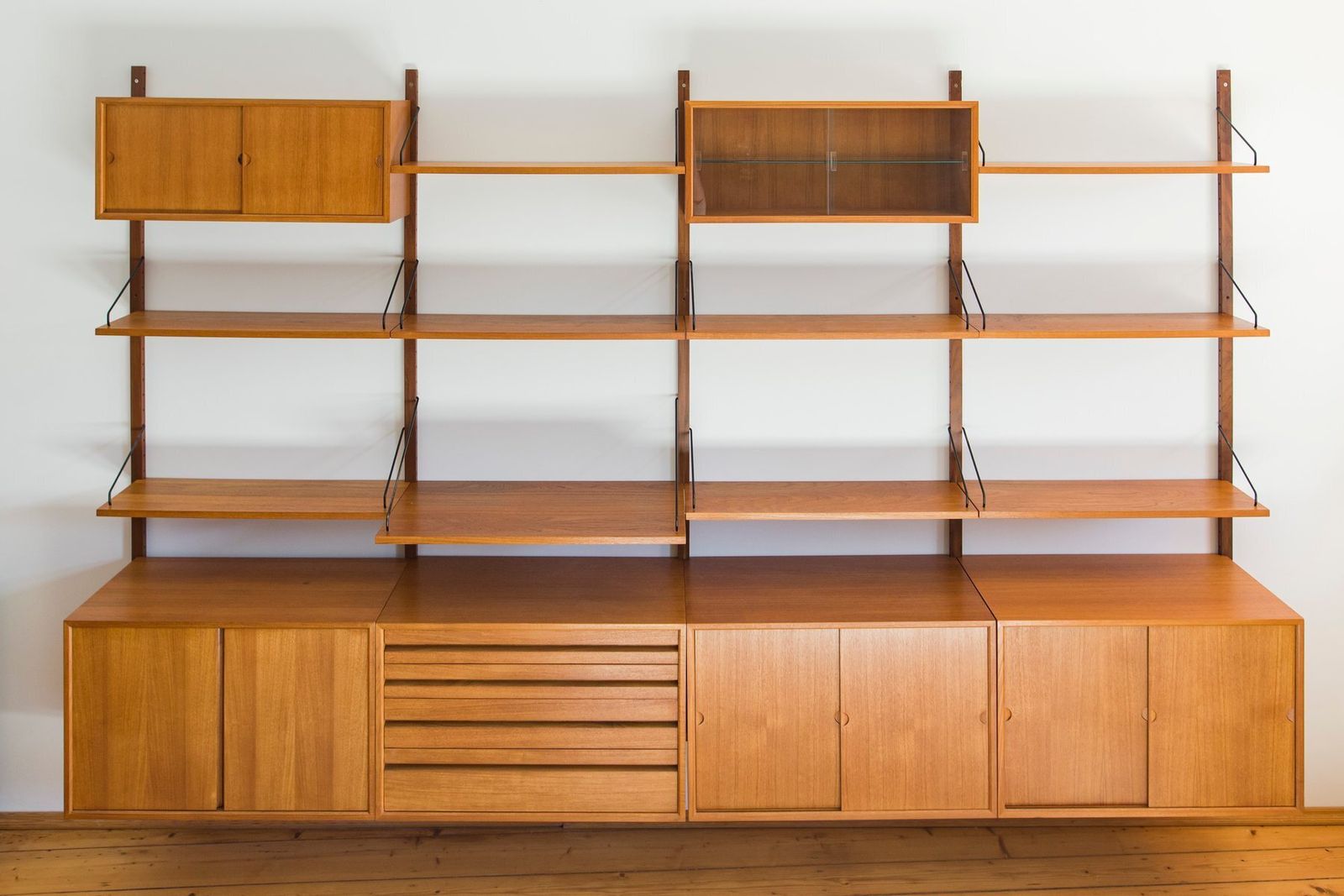 photo vintage Modular Wall Shelving System By Poul Cadovius For Cado, 1960s