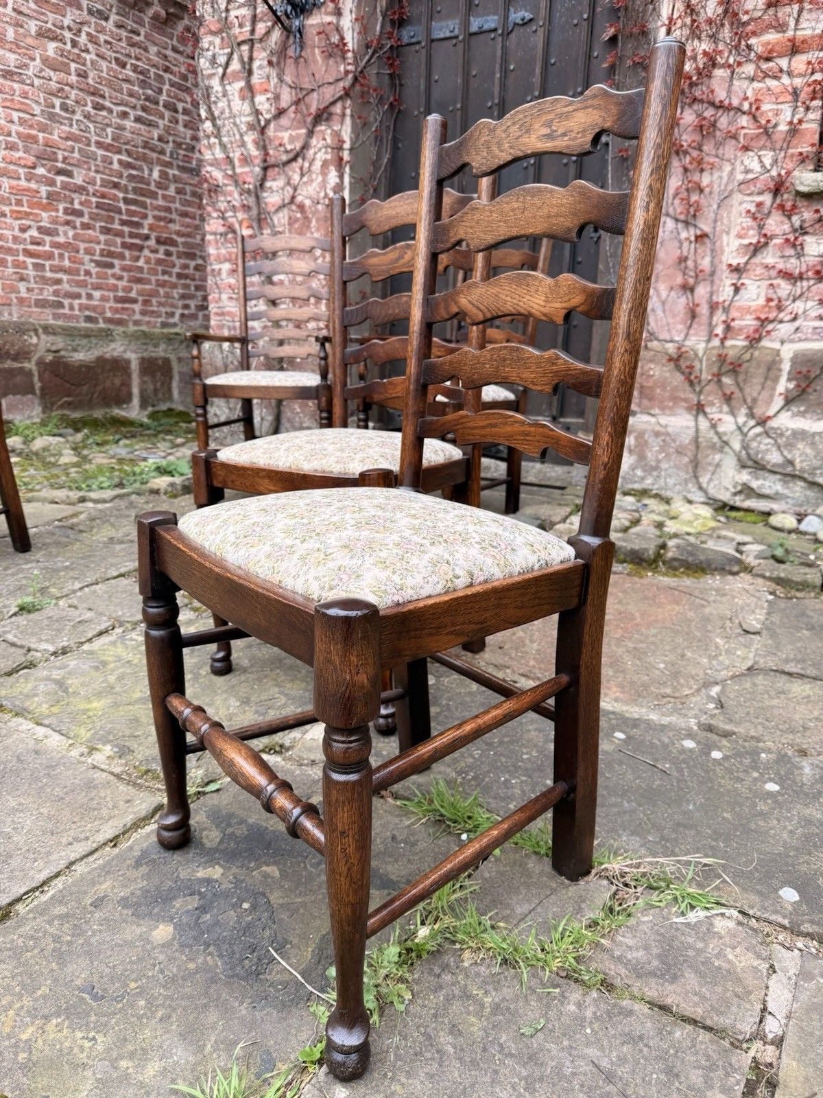photo furniture Set  6  Vintage Oak Ladder Back Rustic Farmhouse Dining Chairs W/ Elbow Chairs