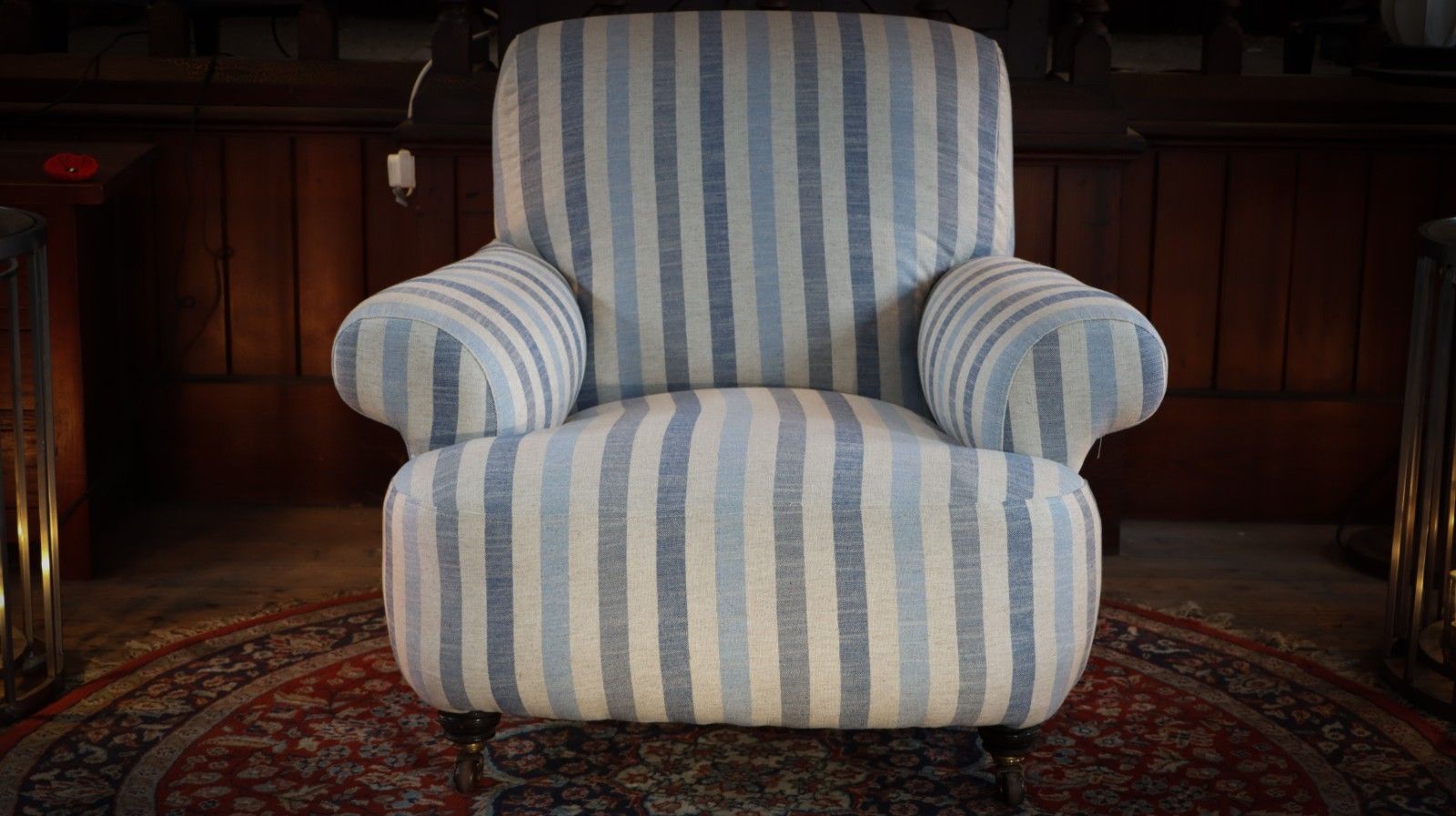 Howard And Sons Club Style Armchair Colefax And Fowler Linen Stripes Blue White photo 3500.0