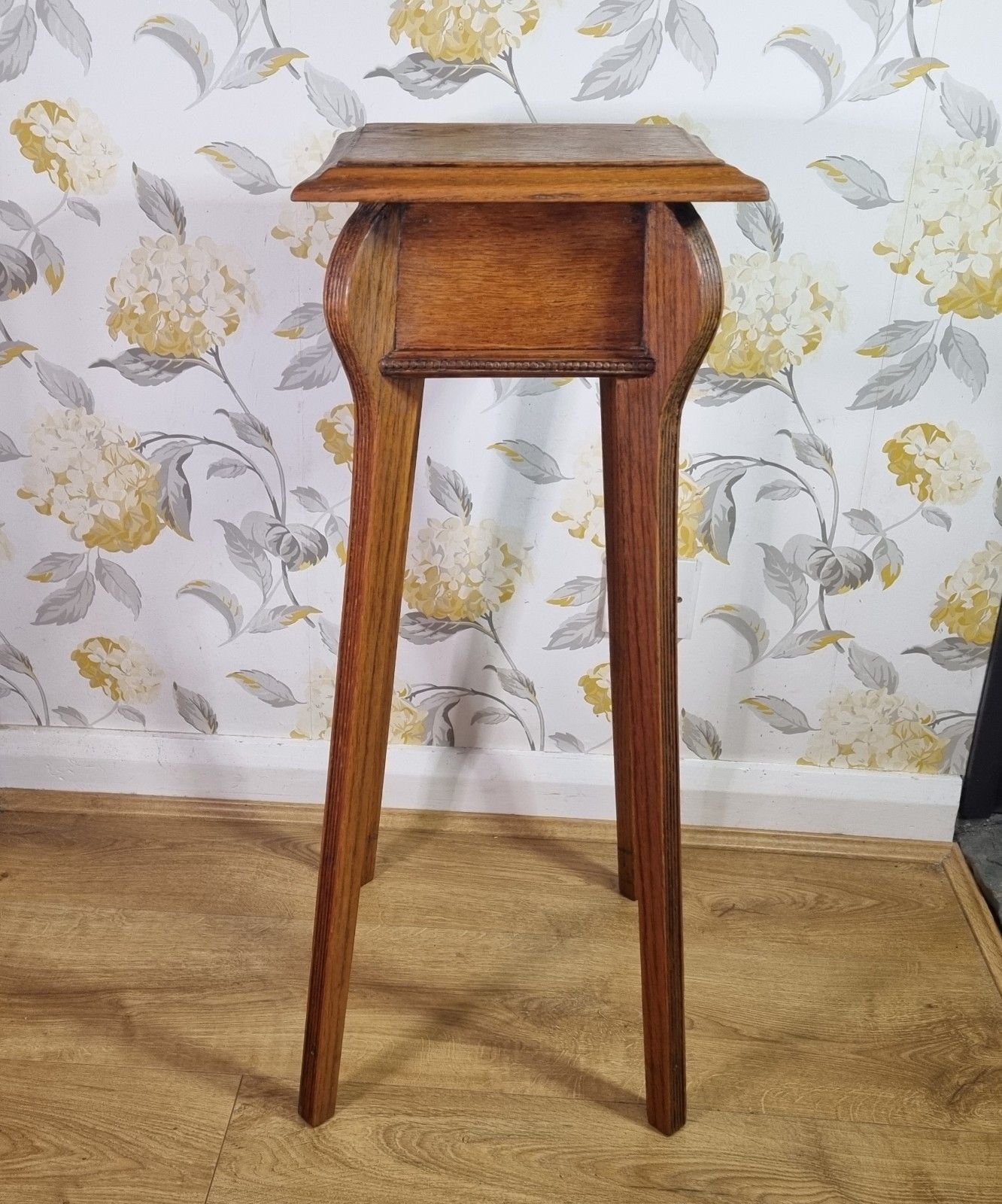 Antique Arts & Crafts Plant Stand Torchere Golden Oak Reeded Legs 74cm Tall photo for sale