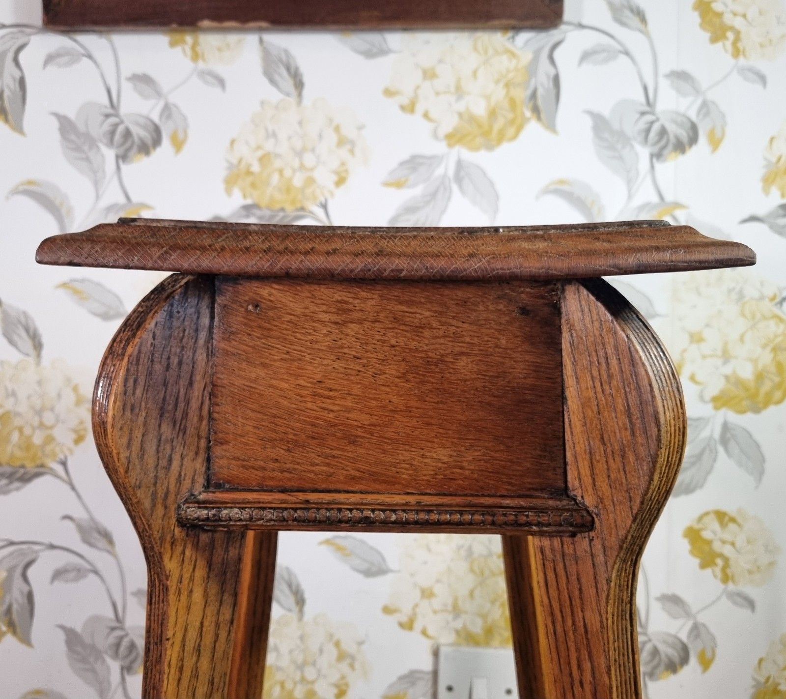 Antique Arts & Crafts Plant Stand Torchere Golden Oak Reeded Legs 74cm Tall photo vinterior