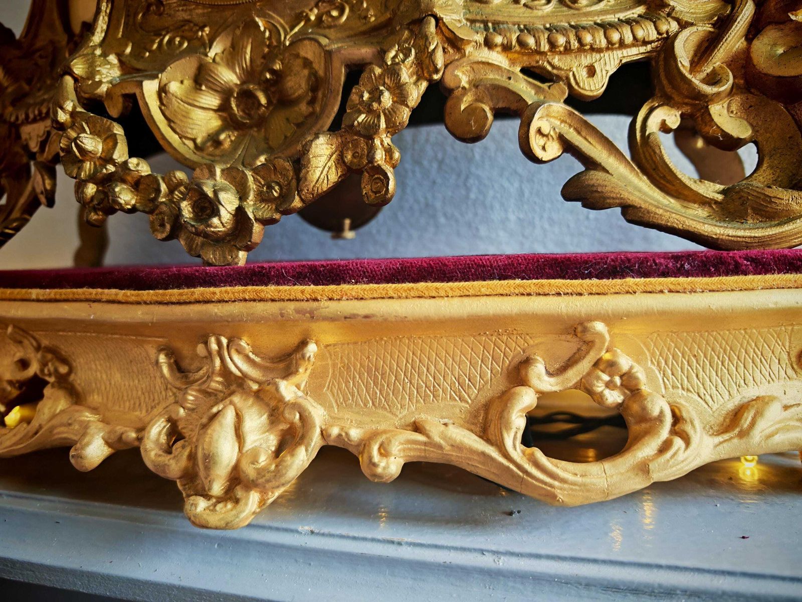 photo furniture Antique 19th Century Gilt Ormolu Pendulum Clock With Gilded And Burgundy Velvet Base. Restored.