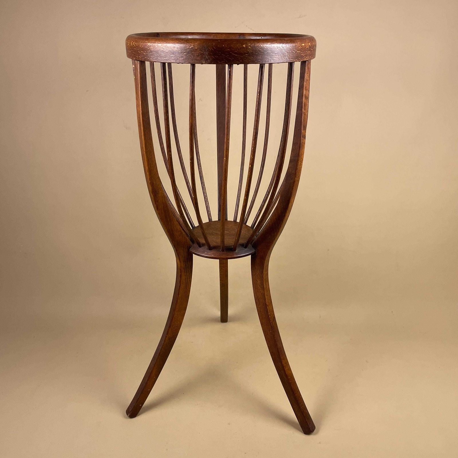 Beech Bentwood Wooden Standing Planter Plant Stand Pedestal Vintage Wood Round Circle Display Circular Table Pedestal Jardiniere Holder