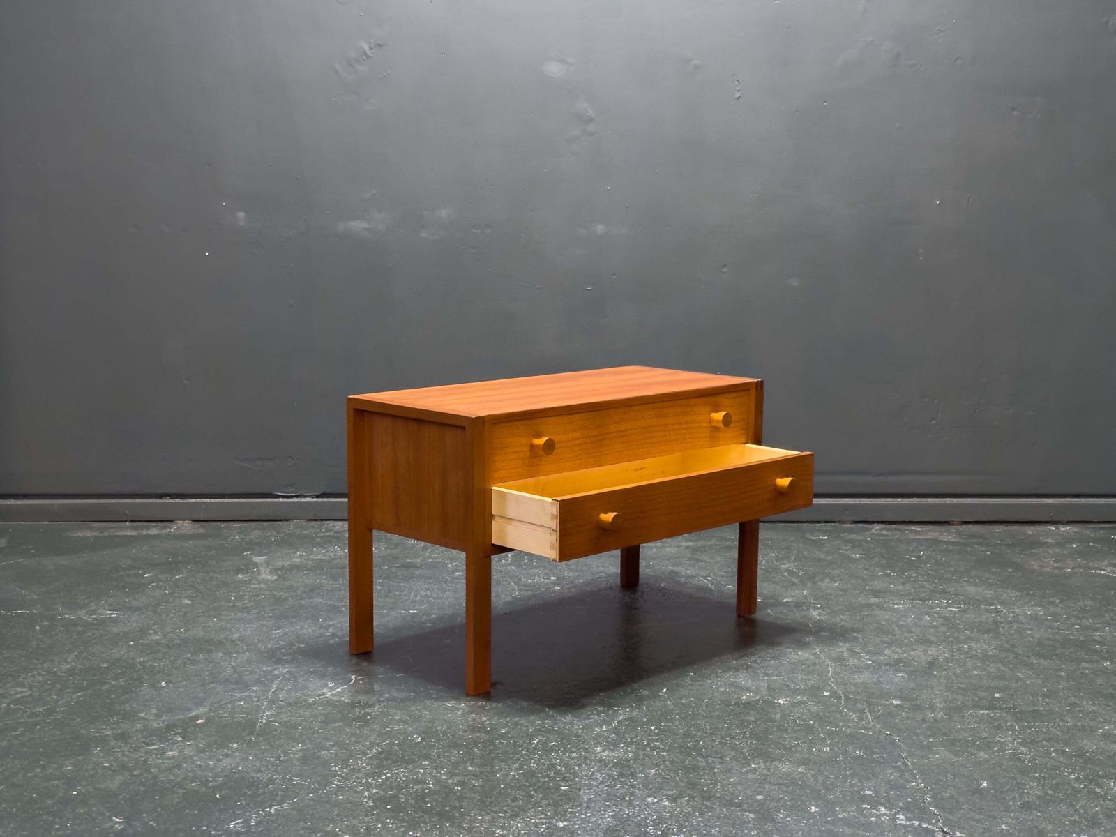 Aksel Kjersgaard Low Oak Drawers photo vinterior
