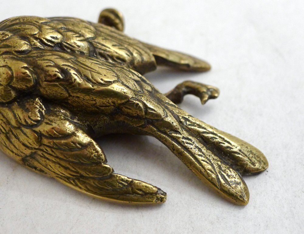 Small Paperweight Sculpture Of A Dead Bird In Gilt Bronze Or Brass, Early 20th Century photo buy