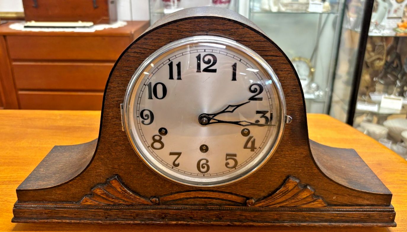 1940's Vintage Westminster Chiming Nelson Hat Shaped Wooden Mantel Clock W/O