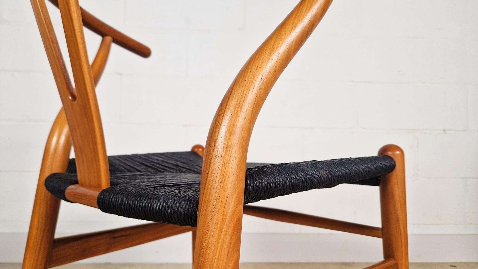 photo buy Set Of 4 Hans Wegner For Carl Hansen & Søn Model Ch 24 Wishbone Danish Dining Chairs Pg112