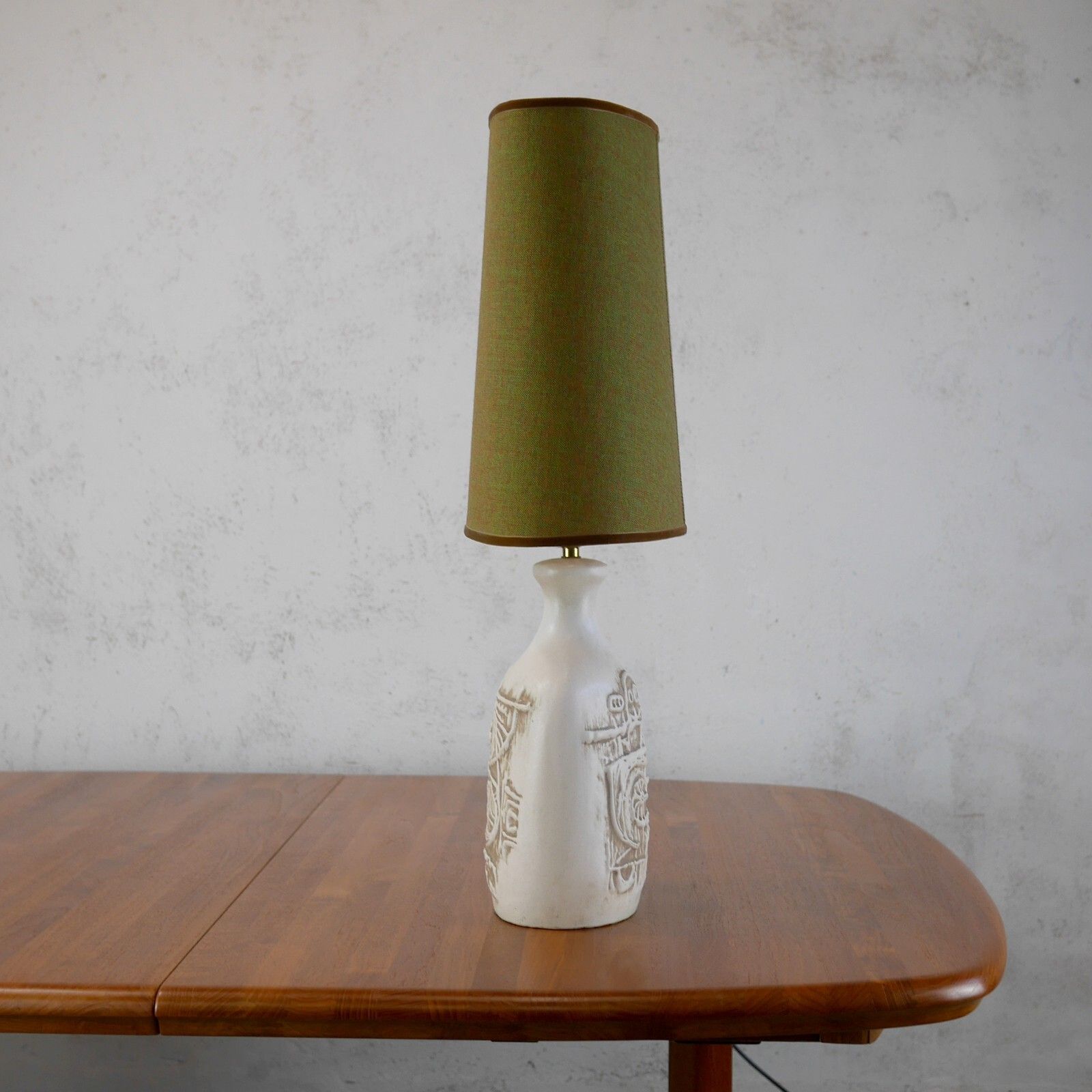 Vintage Mid Century Abstract Brutalist Studio Pottery Lamp Shade #102729 photo vinterior