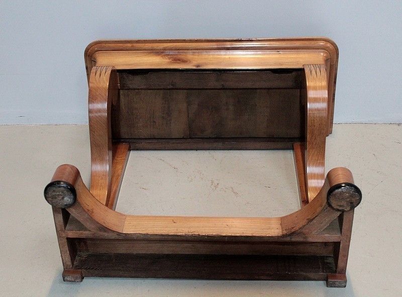 photo furniture Nineteenth Cherry Restoration Console