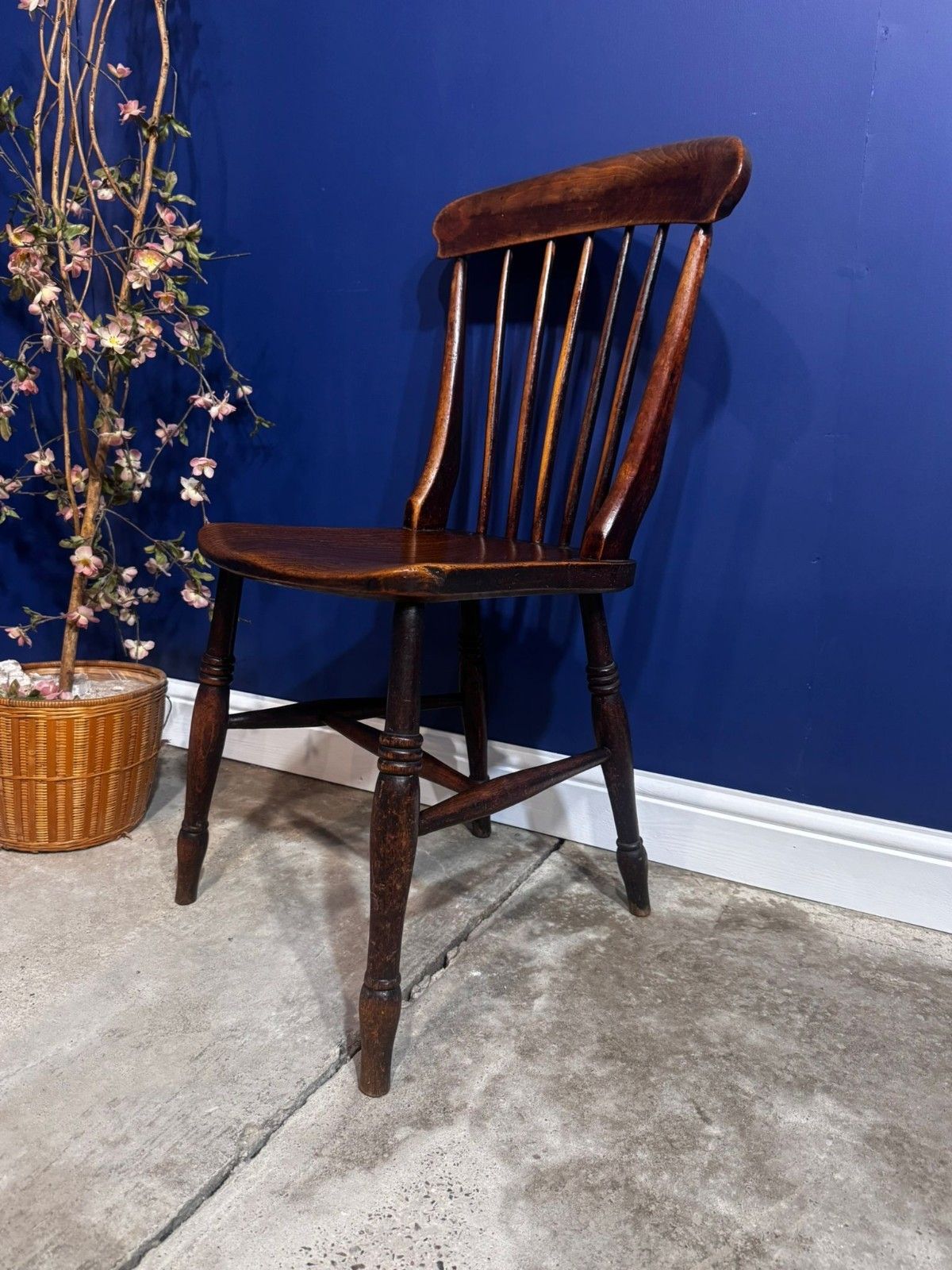 photo furniture Antique Elm Chair Farmhouse Rustic Kitchen Dining Chair Victorian Bedroom