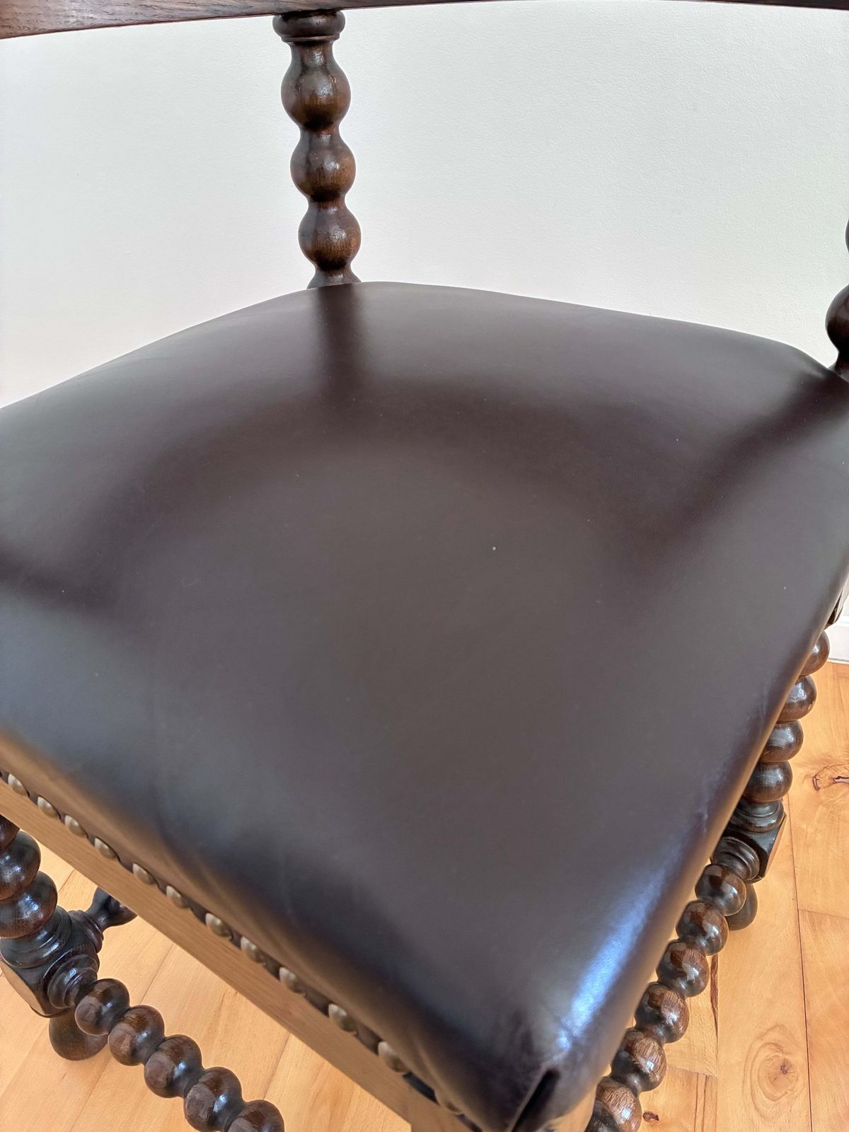790.0 Antique Edwardian Bobbin Corner Chair, English 1900 photo