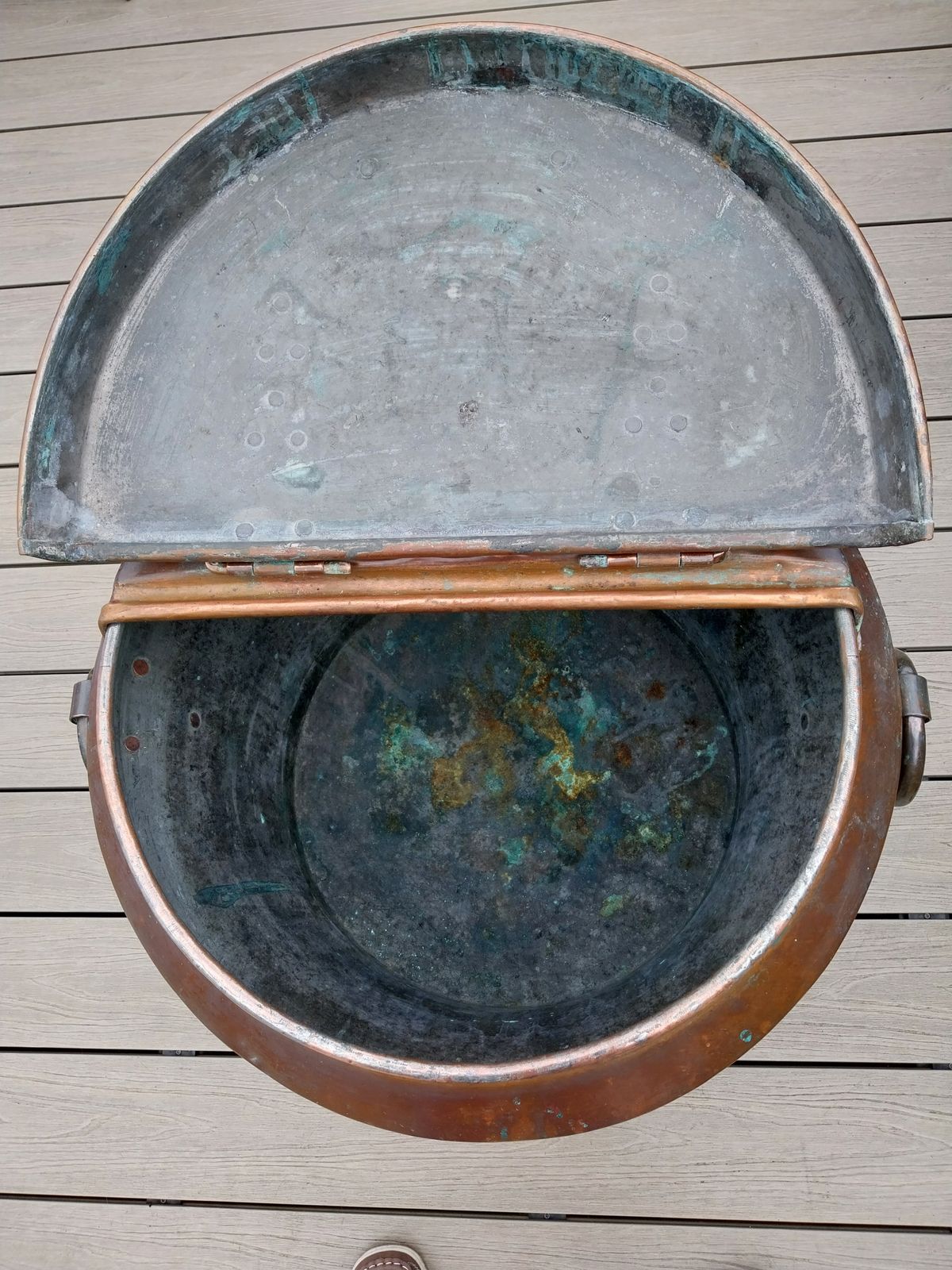 Antique Copper Log Bin Huge French Copper 19th Century Water Carrier Log Box. photo 1800.0